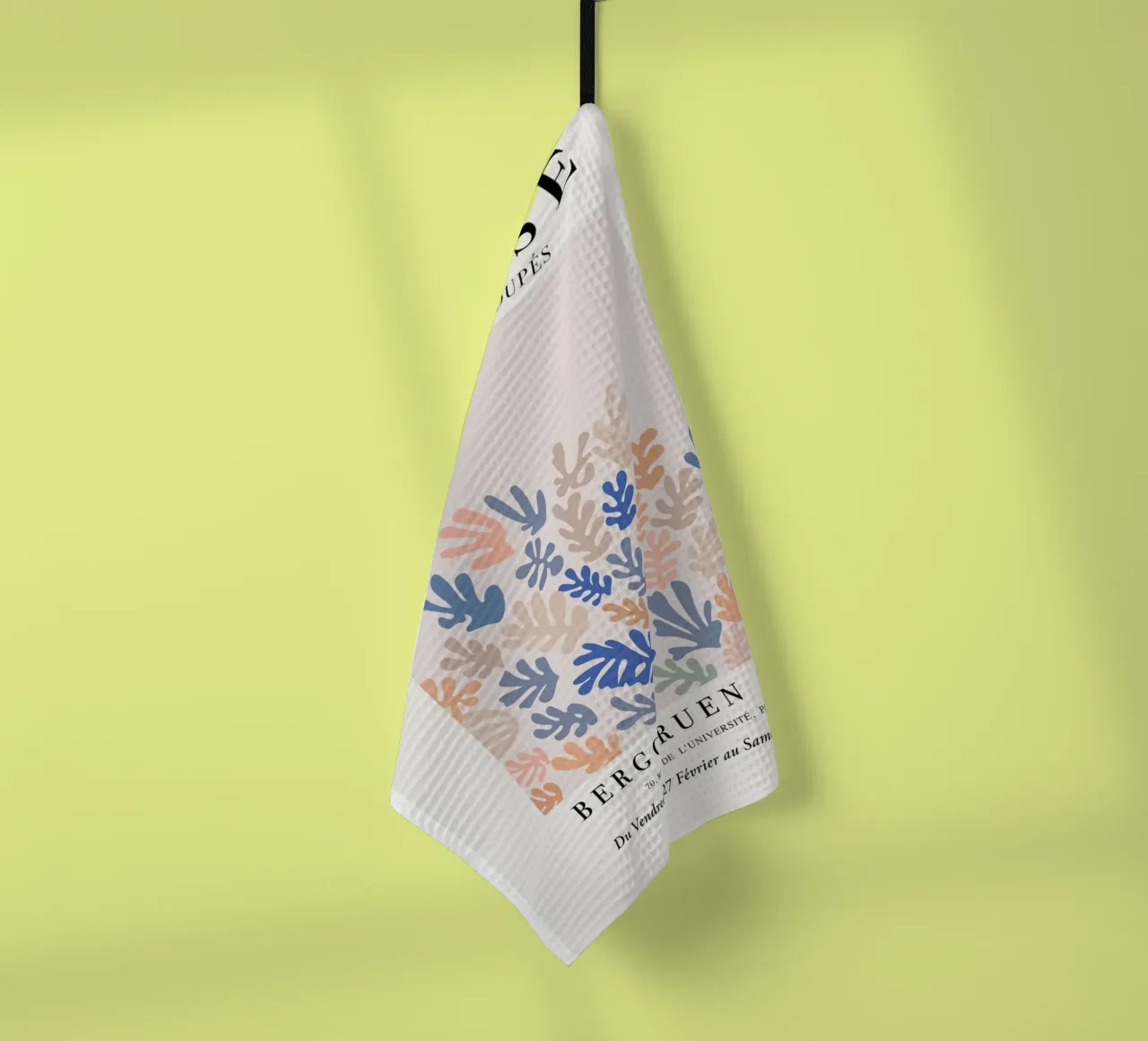 Matisse "Papiers Découpés" Mixed Botanical Forms Print Geschirrtuch von homdeco
