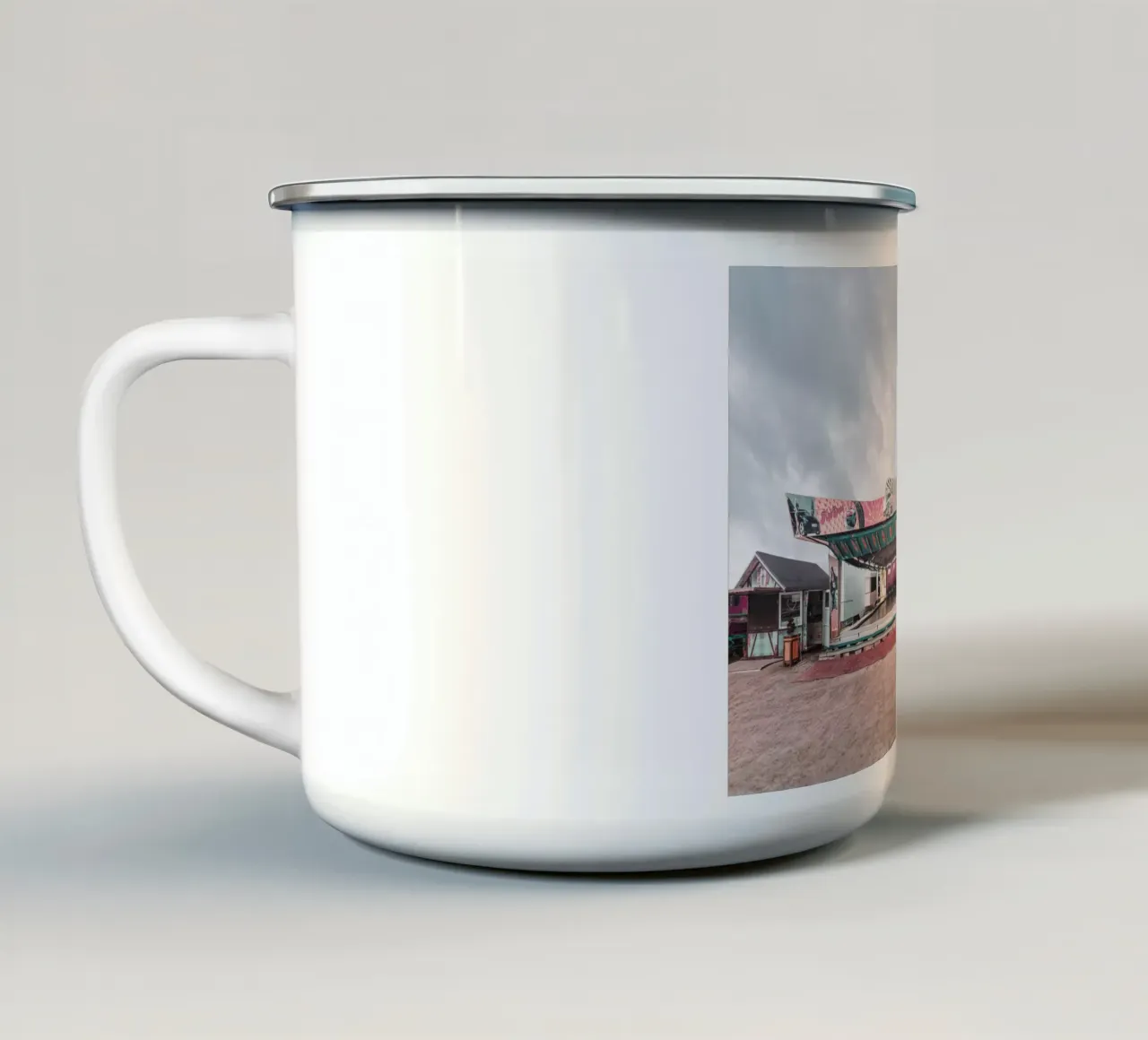 Mania Bumper Cars 2 Number One (Germany) tazza in smalto da Mania Print Collection