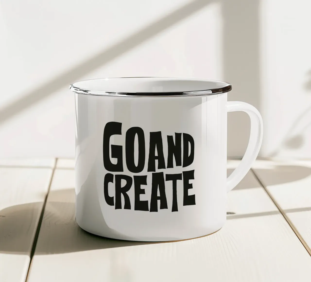 Create tazza in smalto da Flo Klein