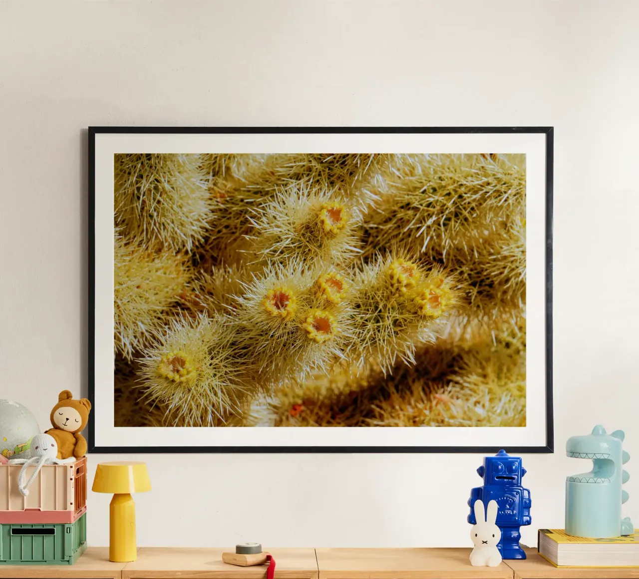 spine di cactus poster con telaio in legno da Earthly Visions