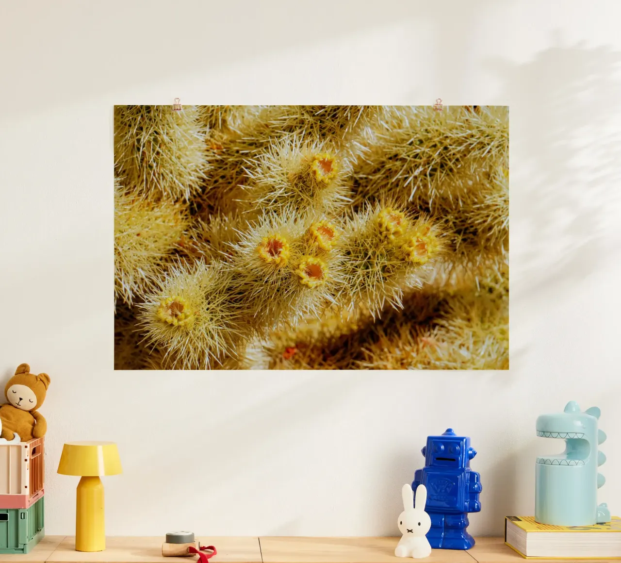 spine di cactus poster con telaio in legno da Earthly Visions