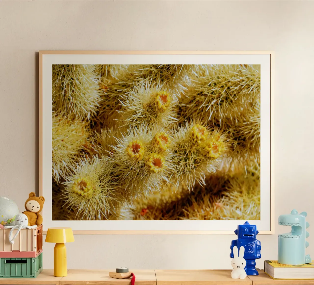 spine di cactus poster con telaio in legno da Earthly Visions
