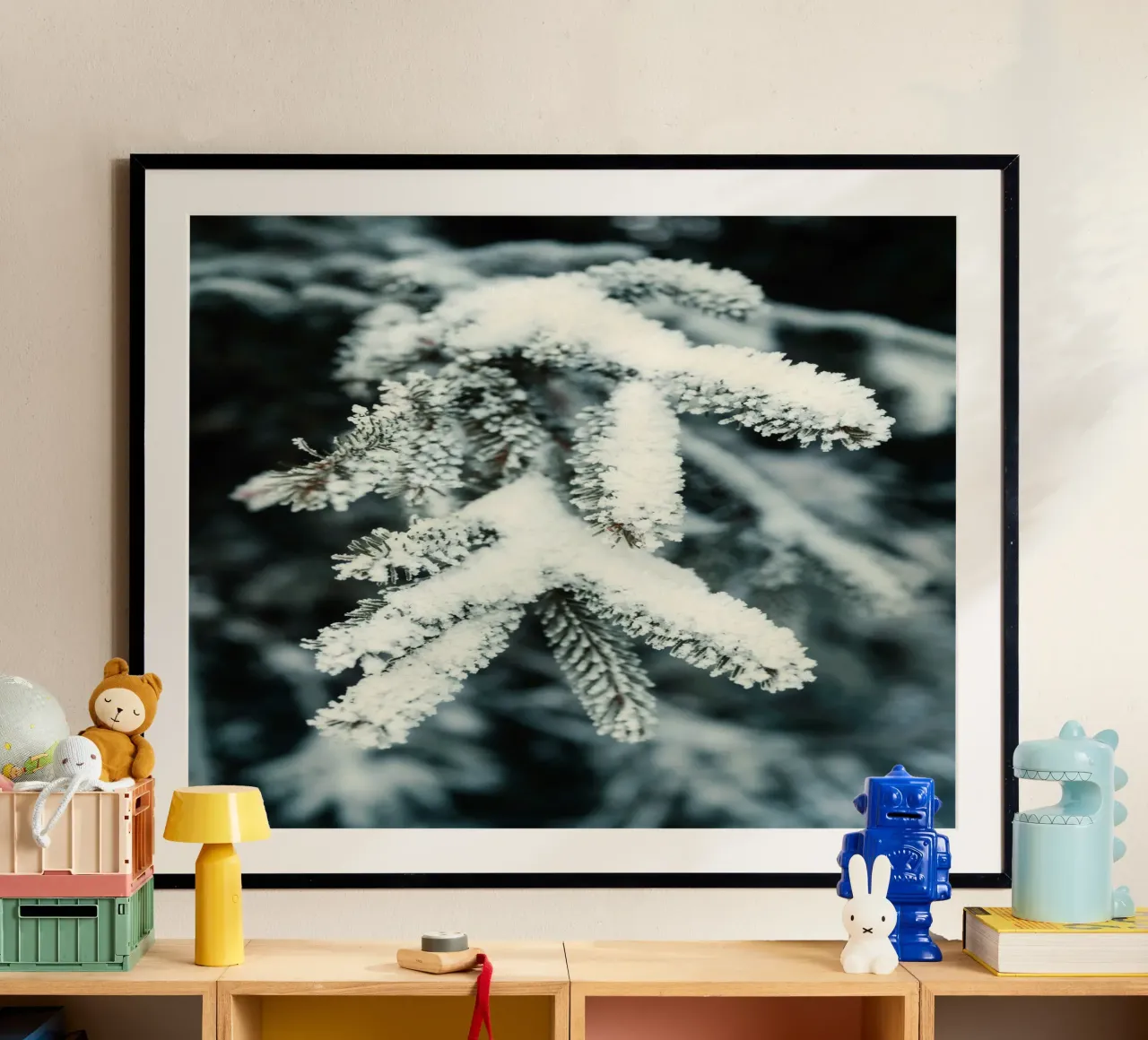 ramo neve poster con telaio in plastica da Earthly Visions