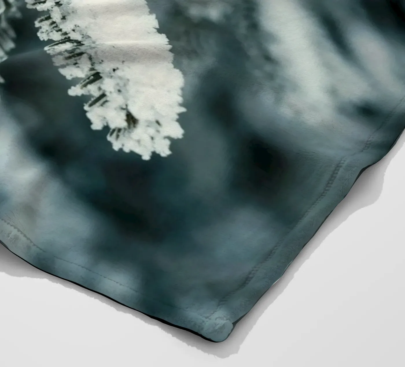 Schnee-Ast Fleecedecke von Earthly Visions