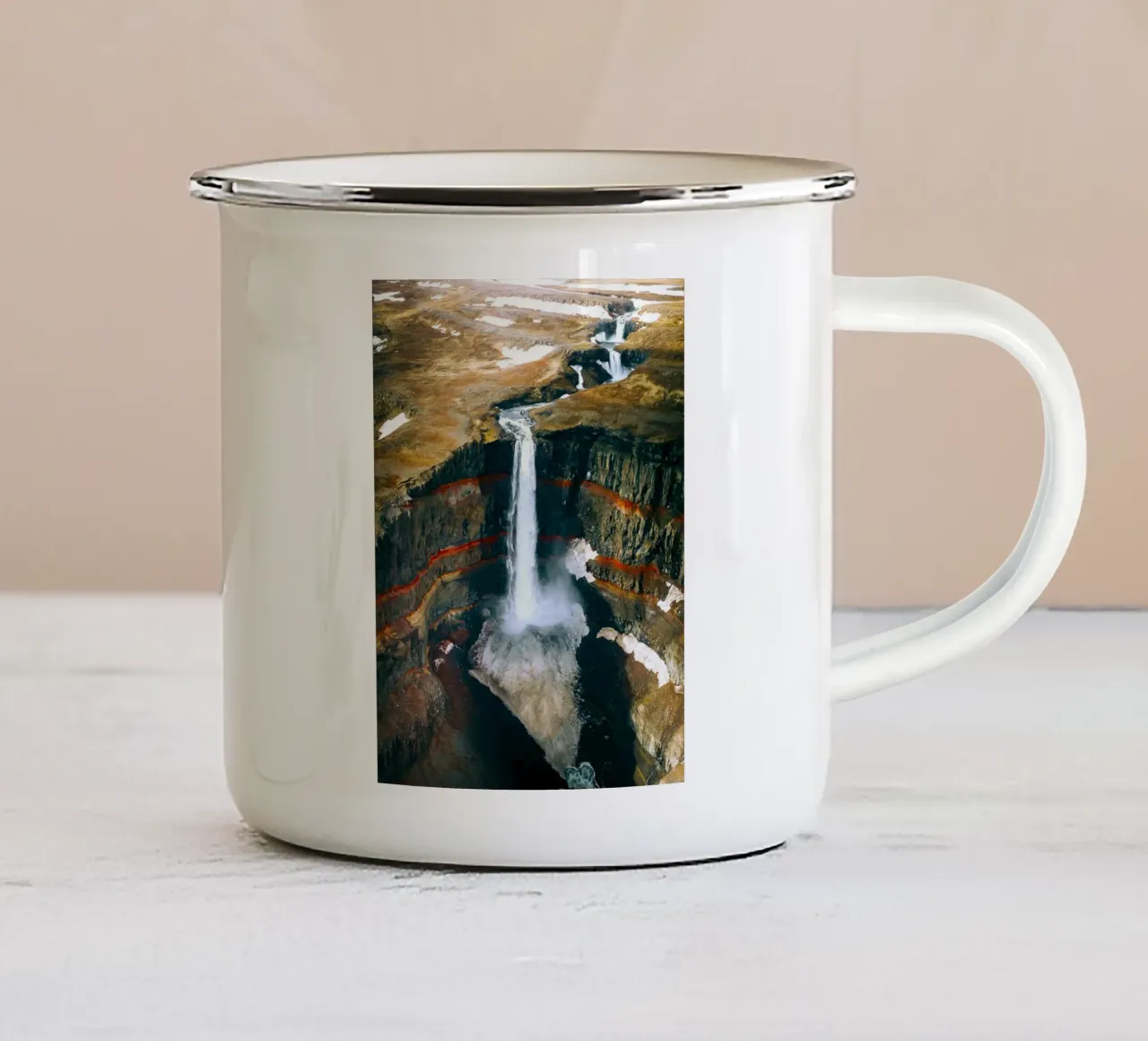 canyon delle cascate tazza in smalto da Earthly Visions