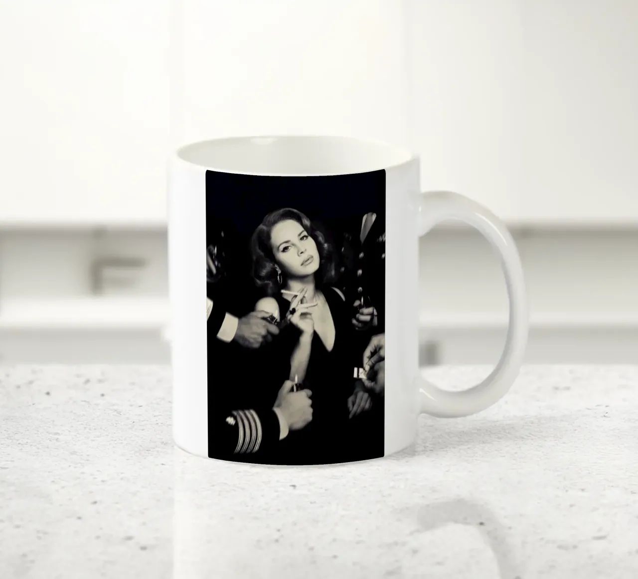 Ragazza vintage tazza in ceramica da glover studio