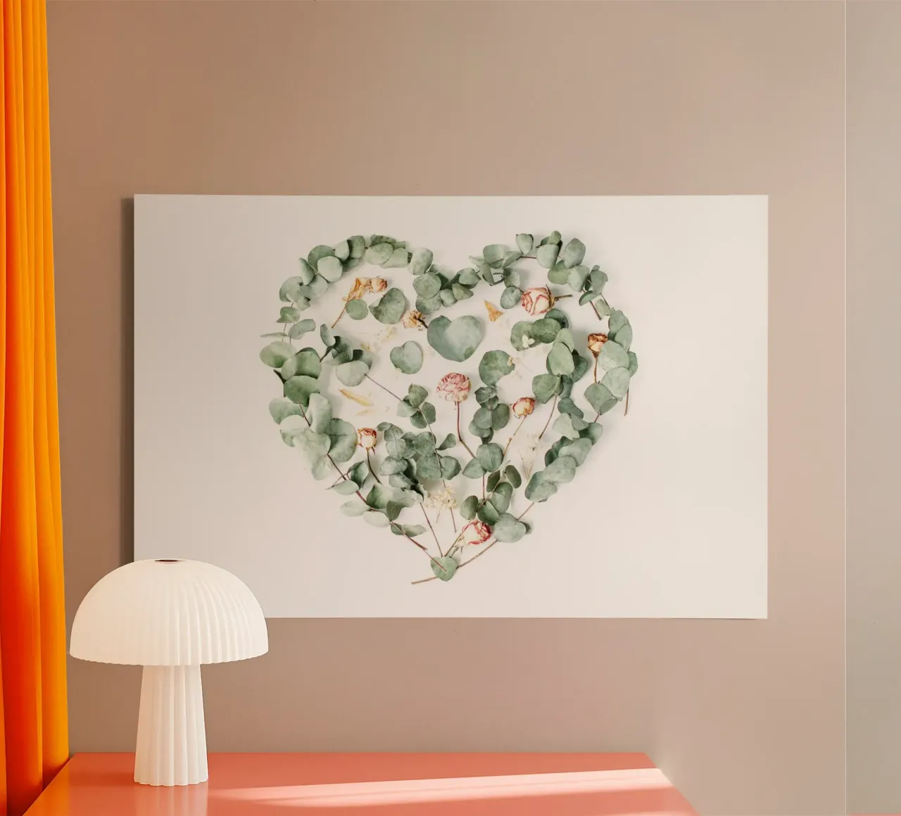 Note floreali d'amore tela con Cornice a cassetta da StillVibe Home
