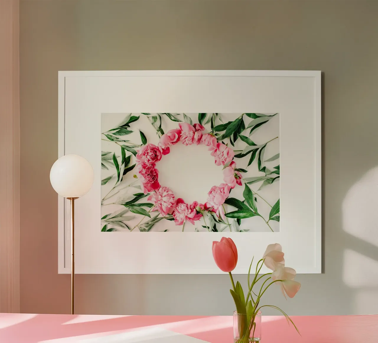 Note floreali d'amore poster con telaio in alluminio da StillVibe Home