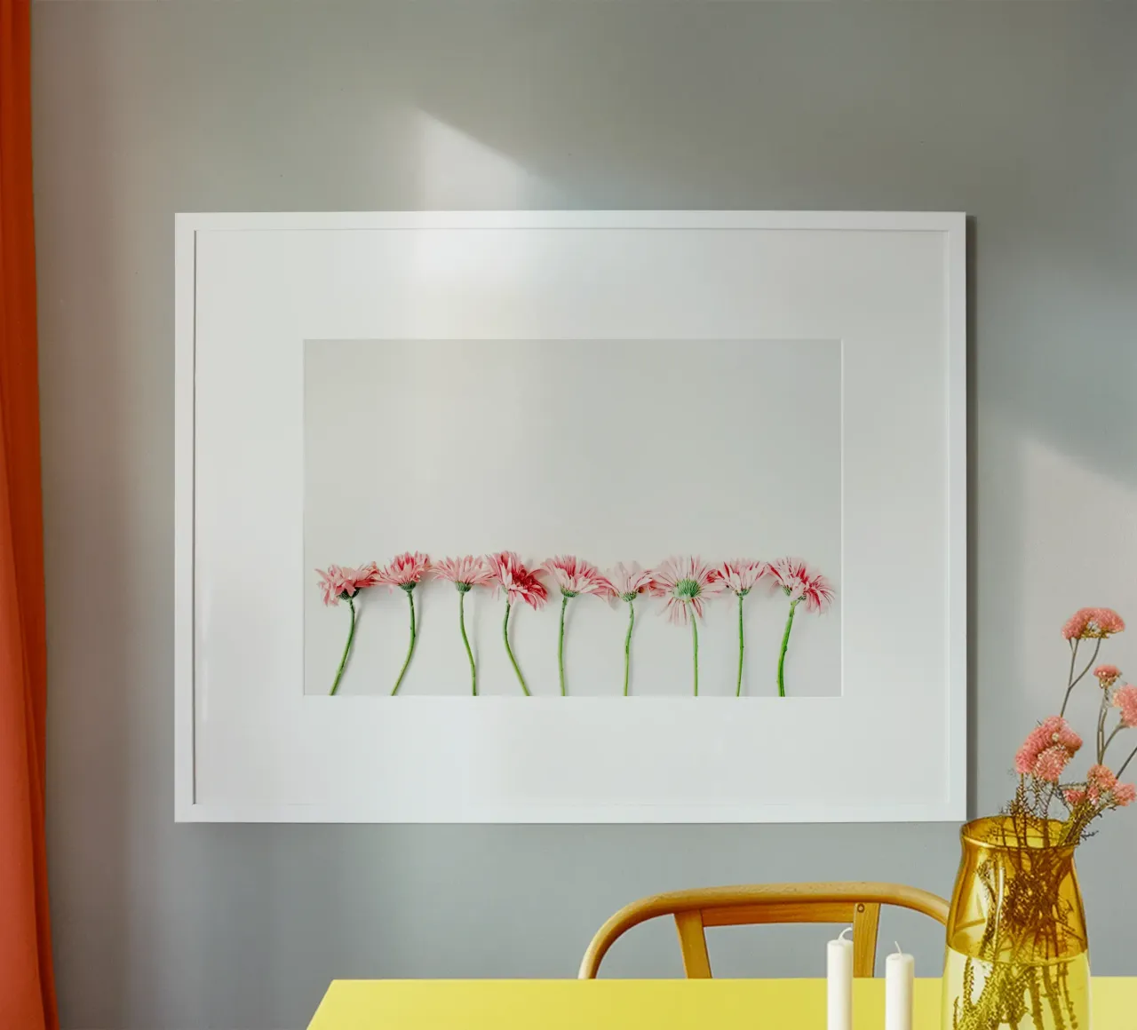 Note floreali d'amore poster con telaio in plastica da StillVibe Home