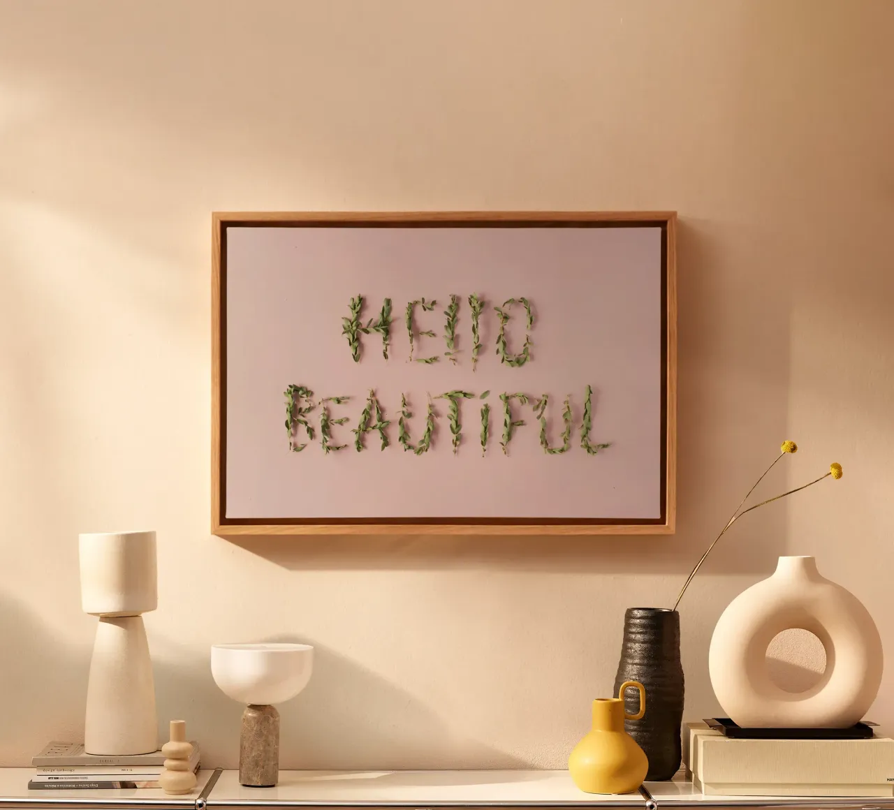 Note floreali d'amore tela con Cornice a cassetta da StillVibe Home