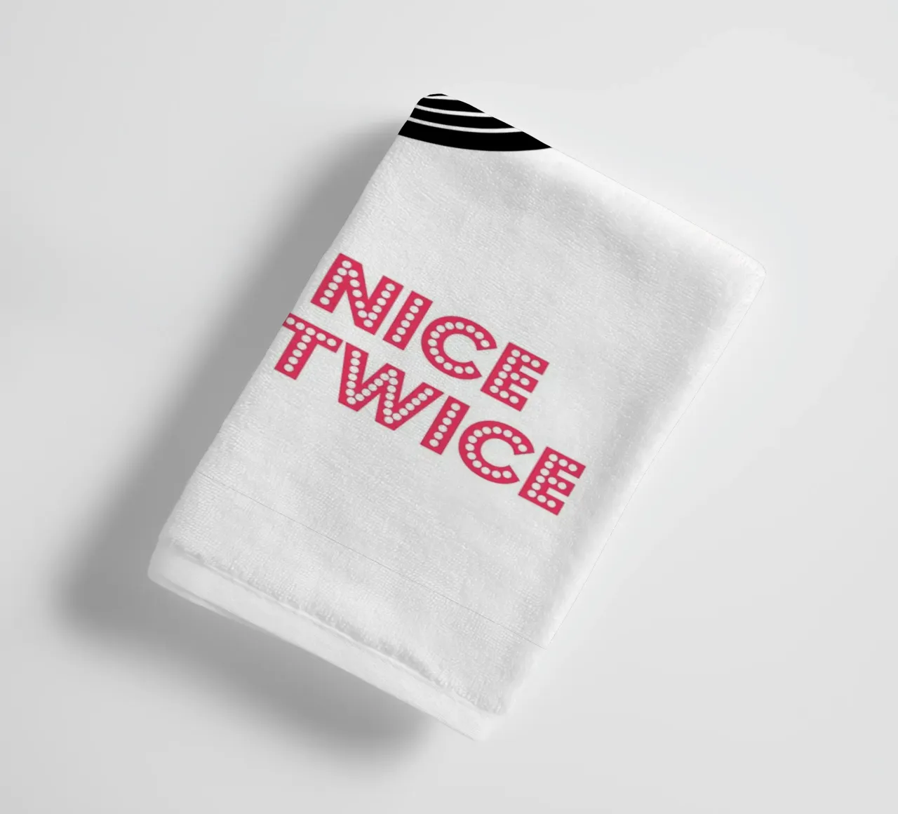 If It’s Nice, Play It Twice asciugamano da bagno da Attaboy Dsgn