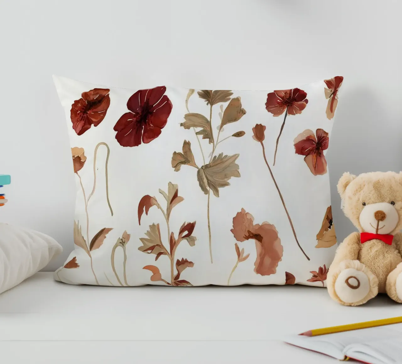 Pressato in ocra cuscino da Sophia Calder Studio