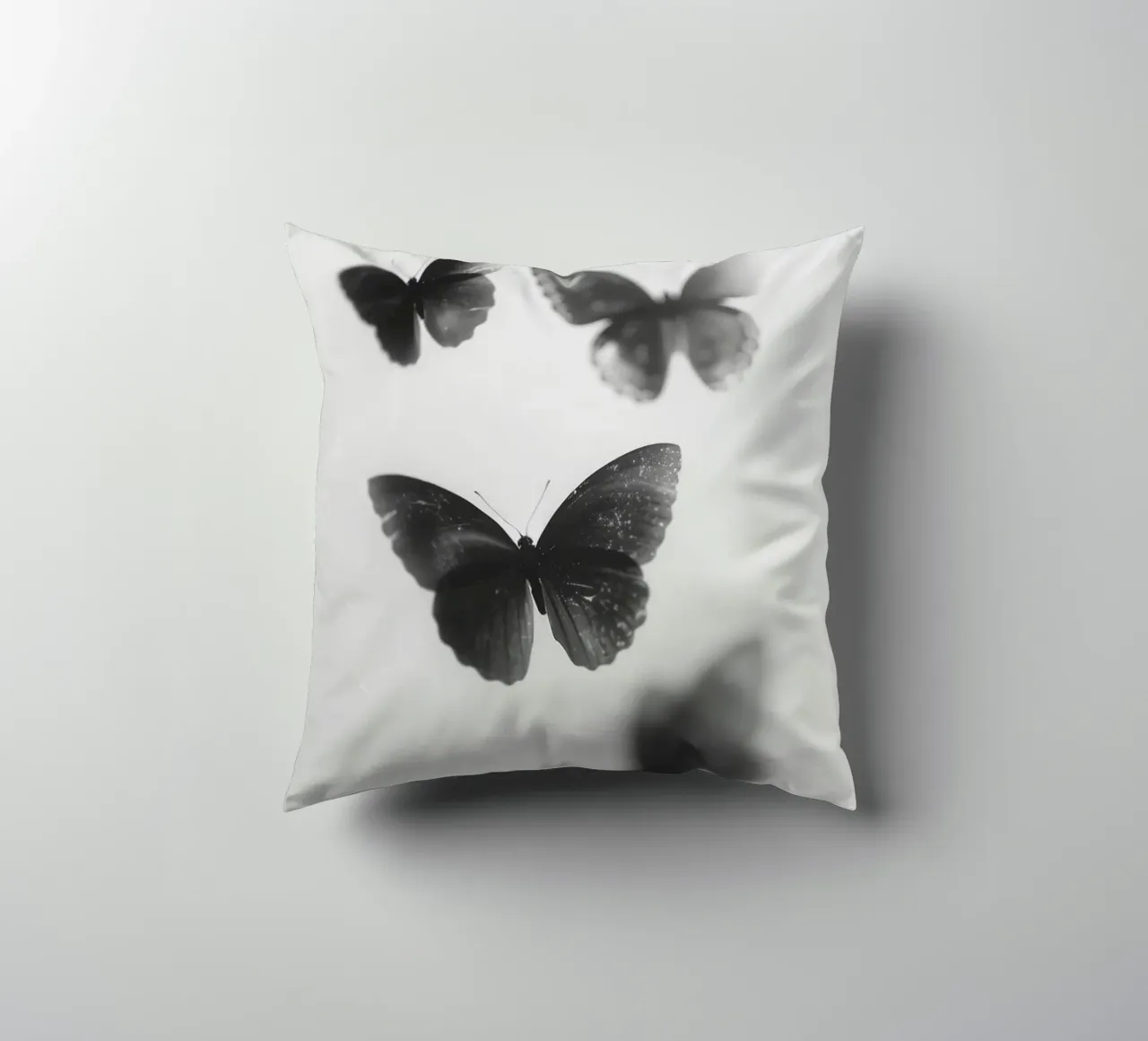 Dance Of The Butterflies No 2 cuscino da treechild