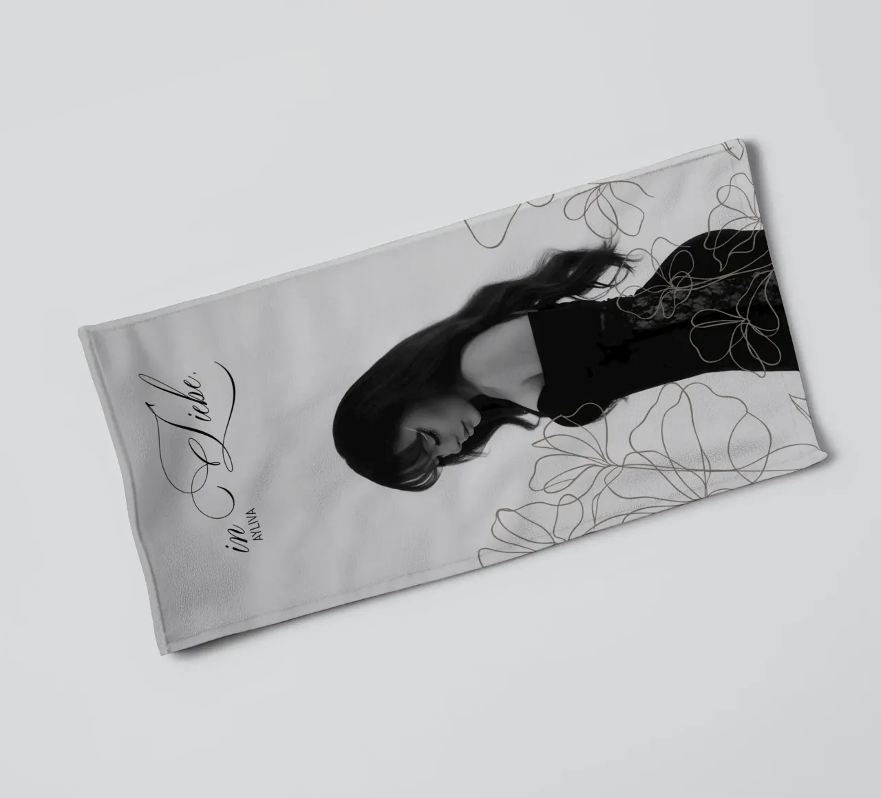 In Liebe towel by NextPixel