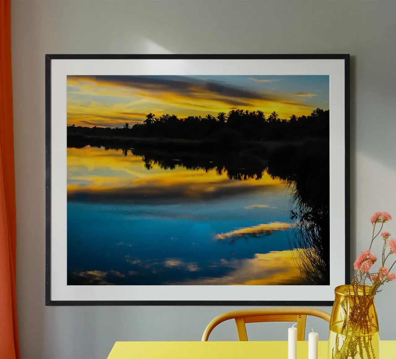 Luce riflessa, Maldive poster con telaio in legno da Wanderlust Vibes