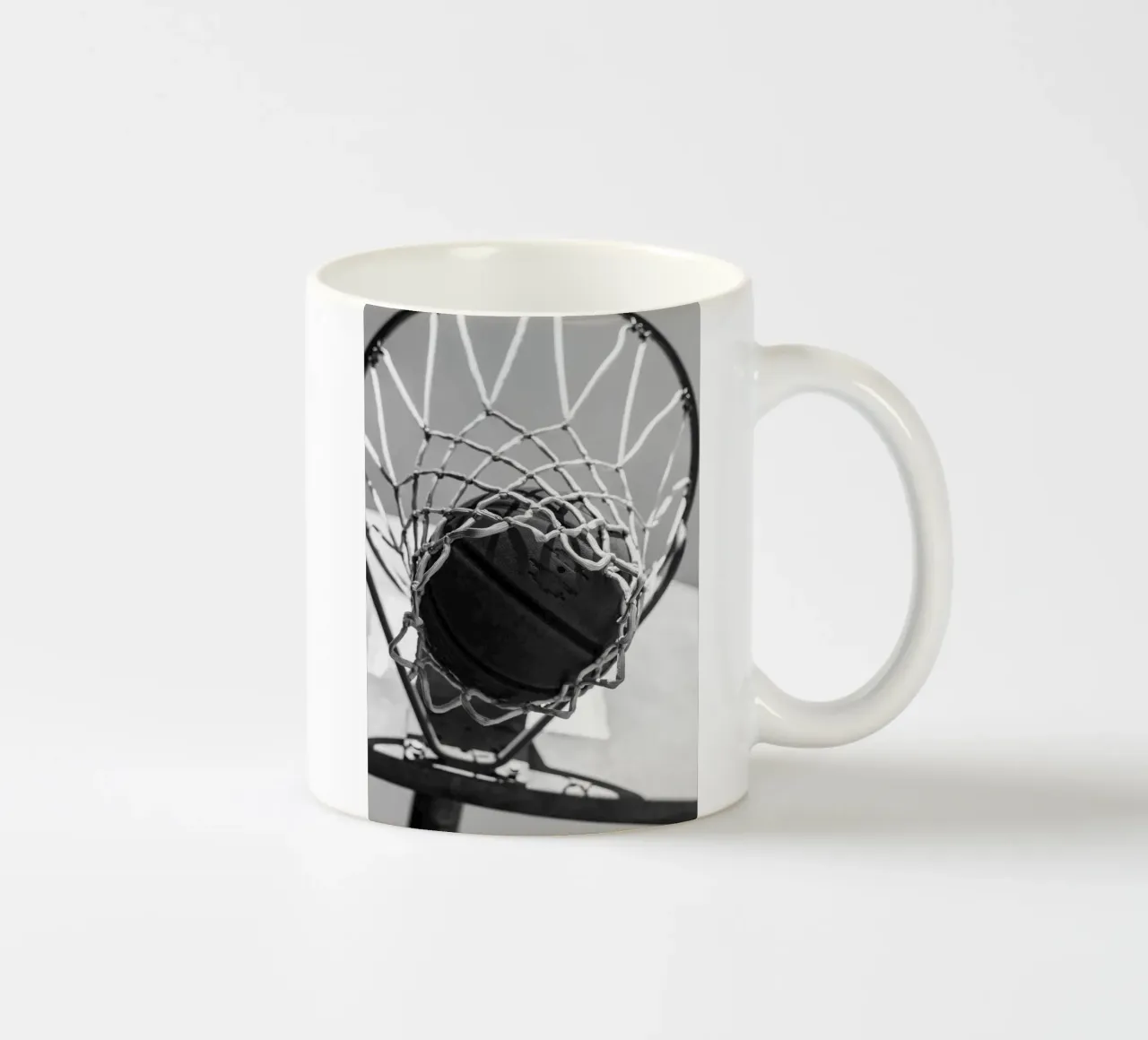 pallacanestro tazza in ceramica da Elliott Walsh