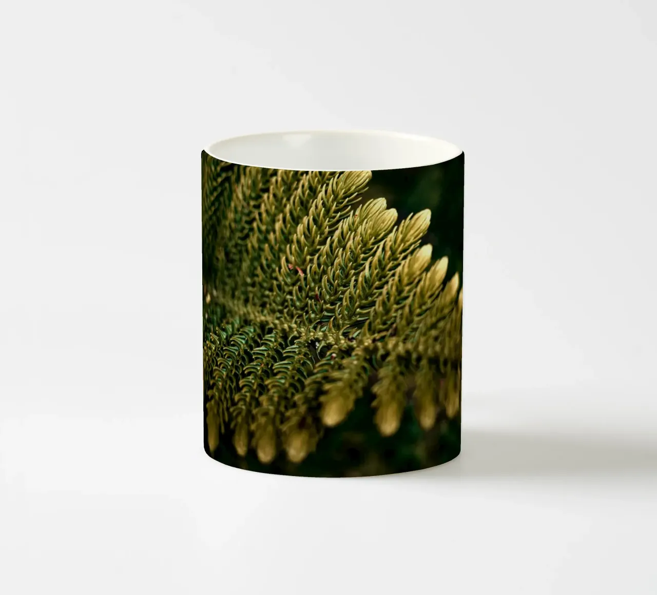 foglie di felce tazza in ceramica da Earthly Visions