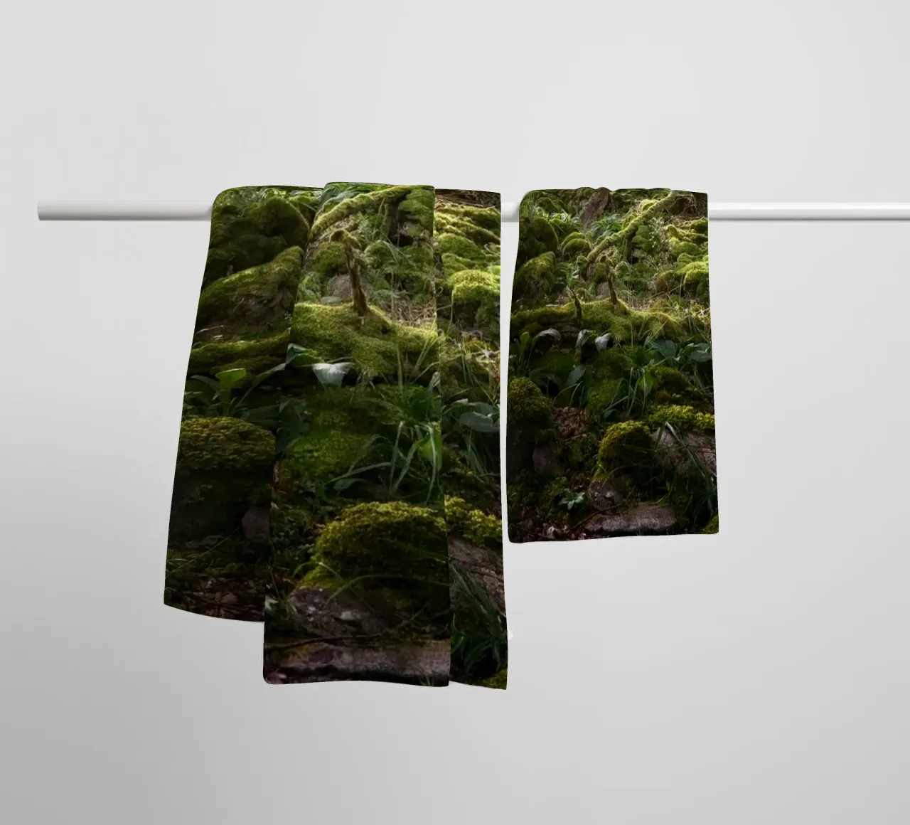 Waldmoos Handtuch von Earthly Visions