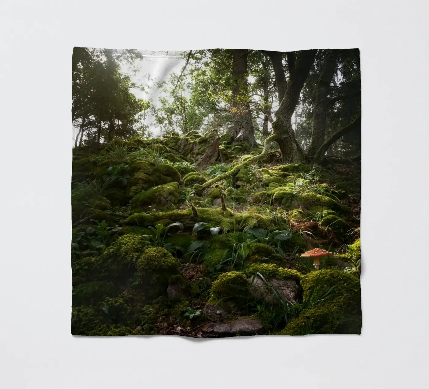 forest moss Fleecedecke von Earthly Visions