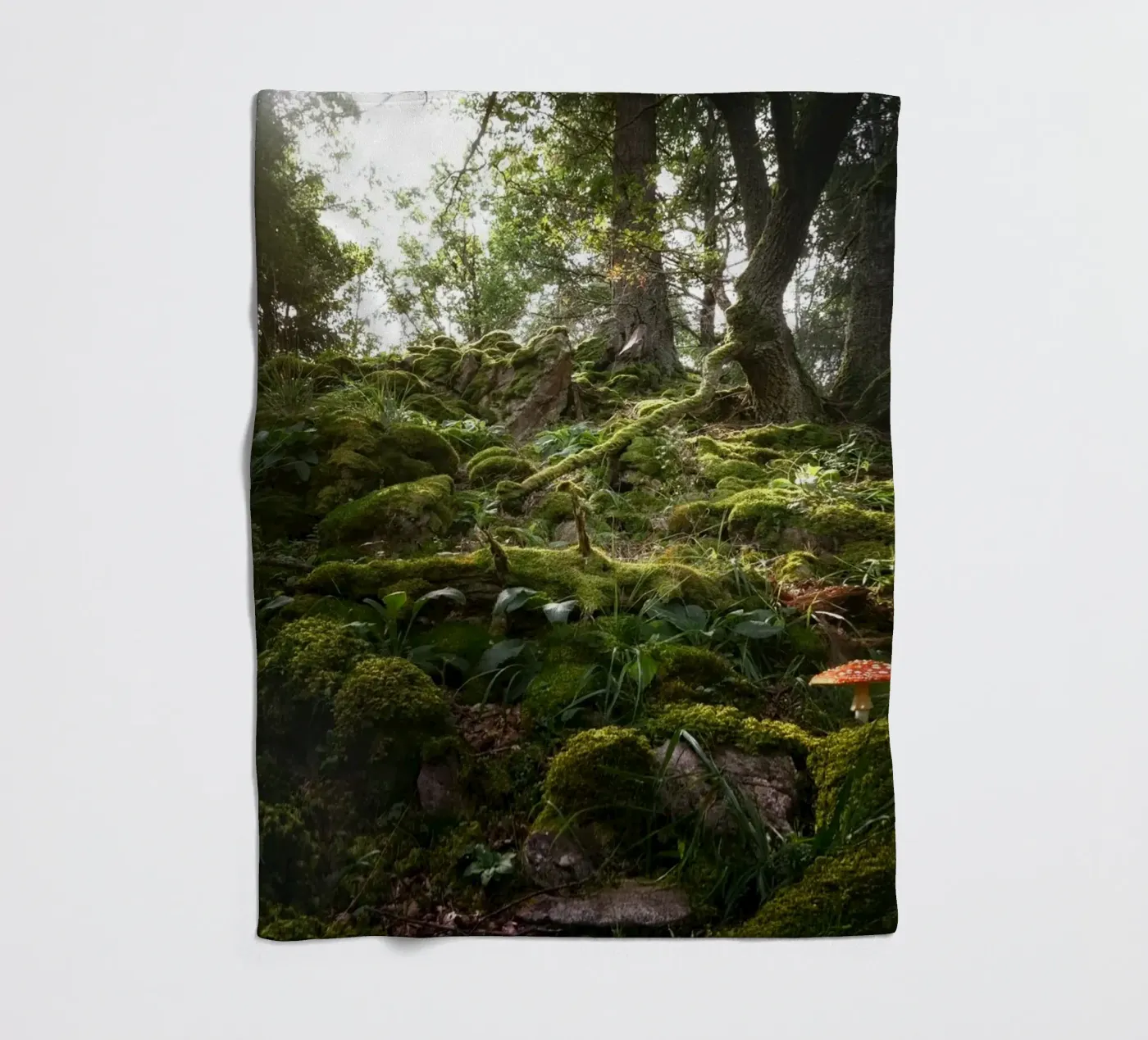 forest moss Fleecedecke von Earthly Visions