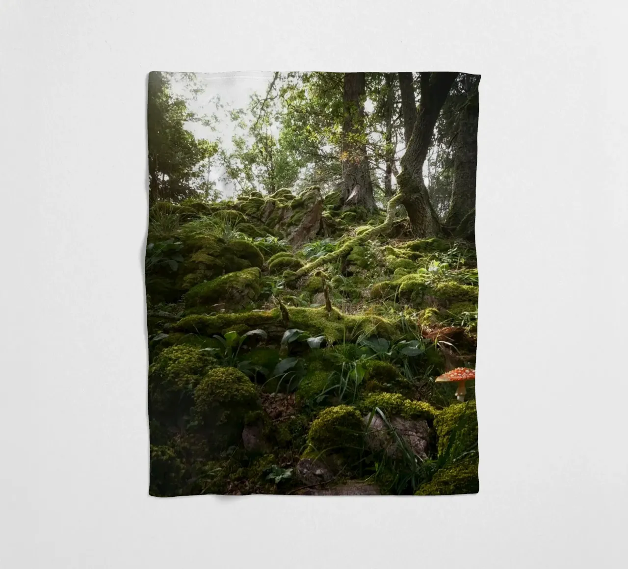 forest moss Fleecedecke von Earthly Visions