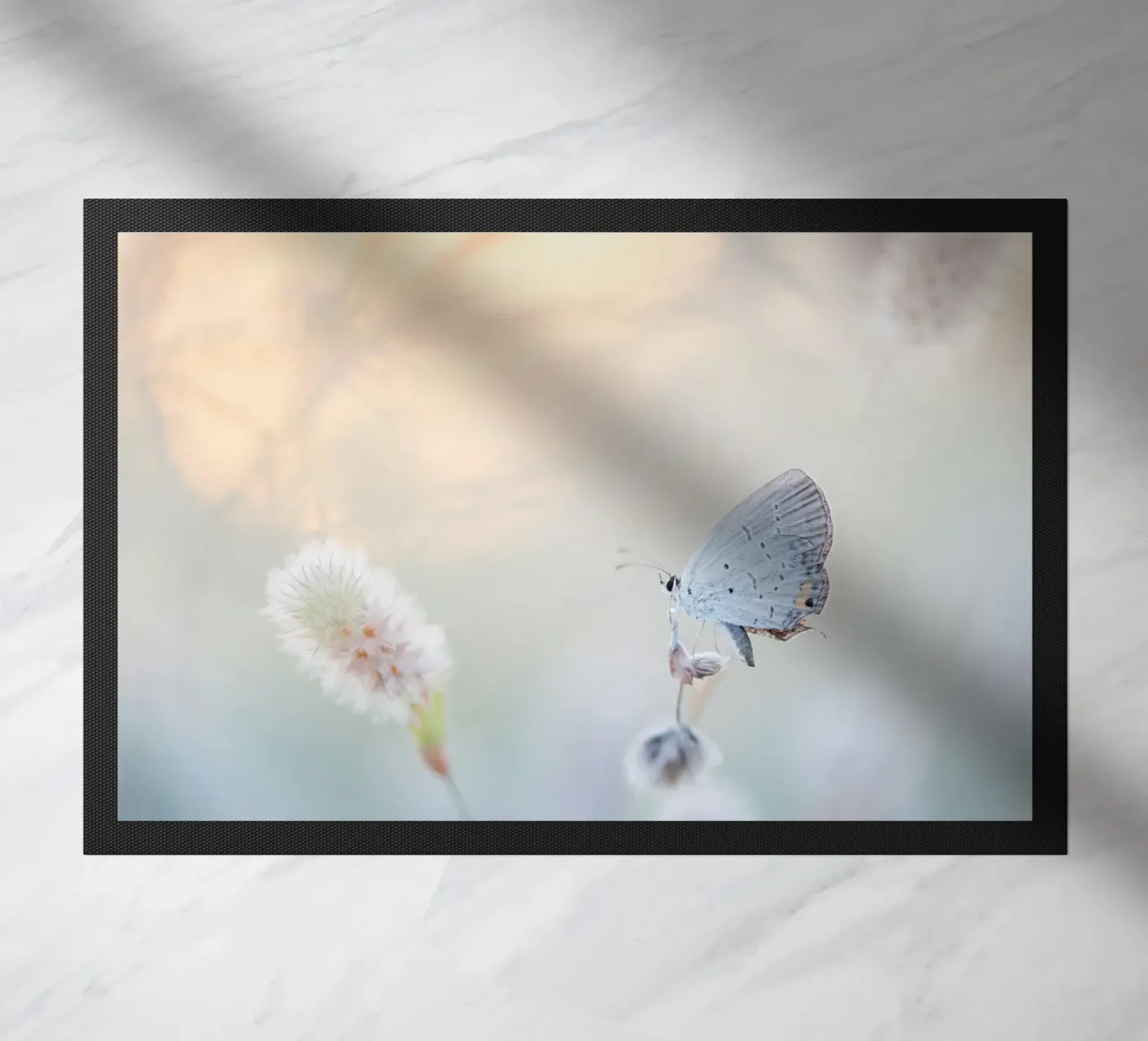 butterfly soft focus Fußmatte von Earthly Visions