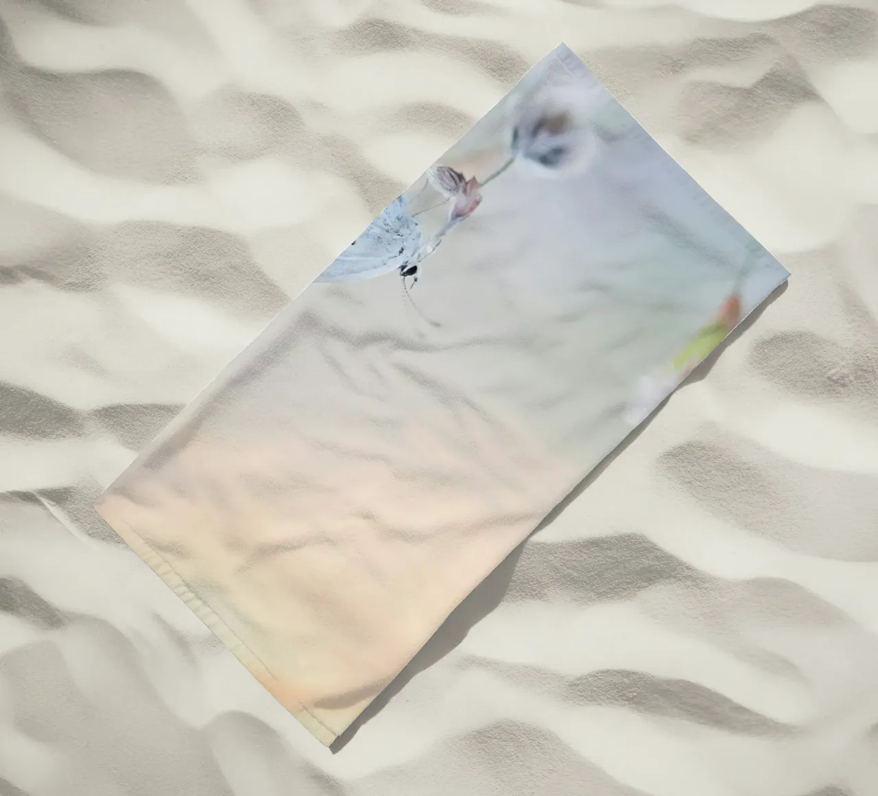 farfalla soft focus telo mare da Earthly Visions