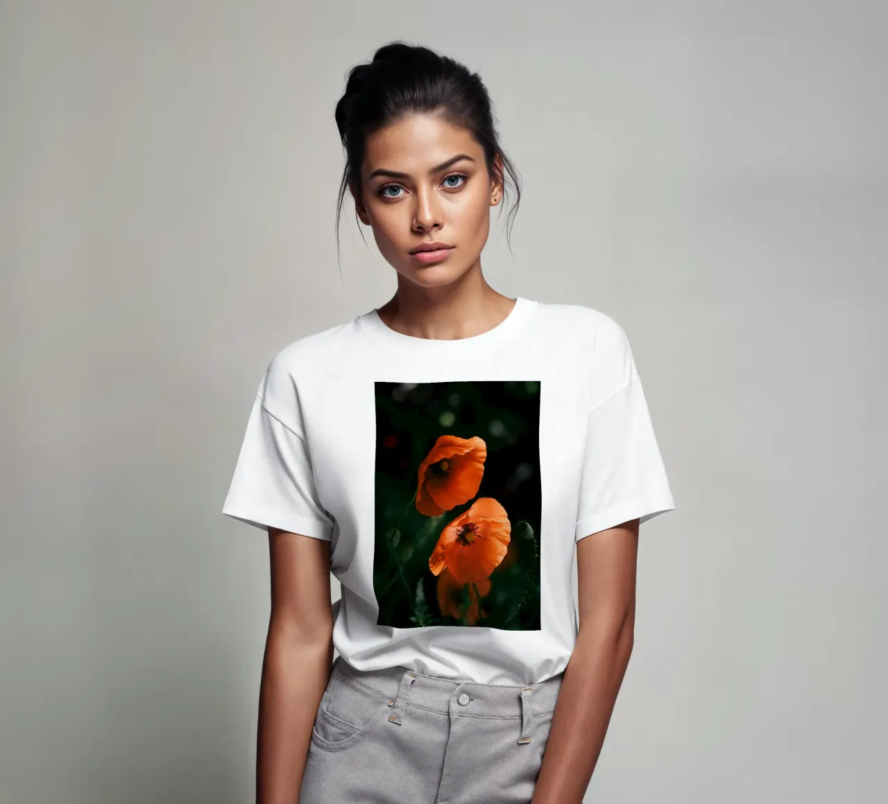 fiori di papavero t-shirt da Earthly Visions