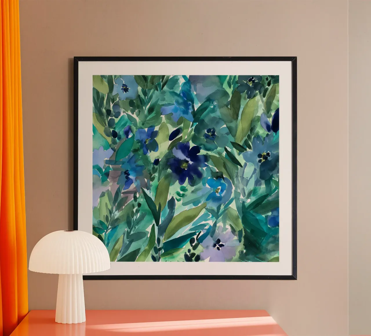 Serenata indaco poster con telaio in plastica da Sophia Calder Studio