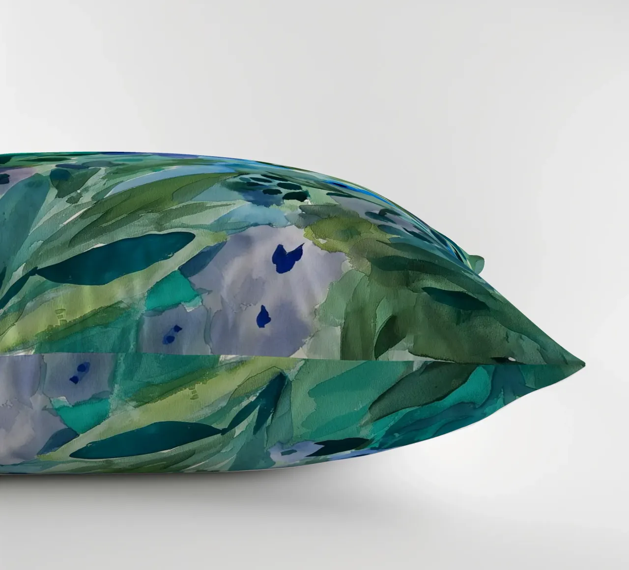 Tettoia Nightshade 2 cuscino da Sophia Calder Studio