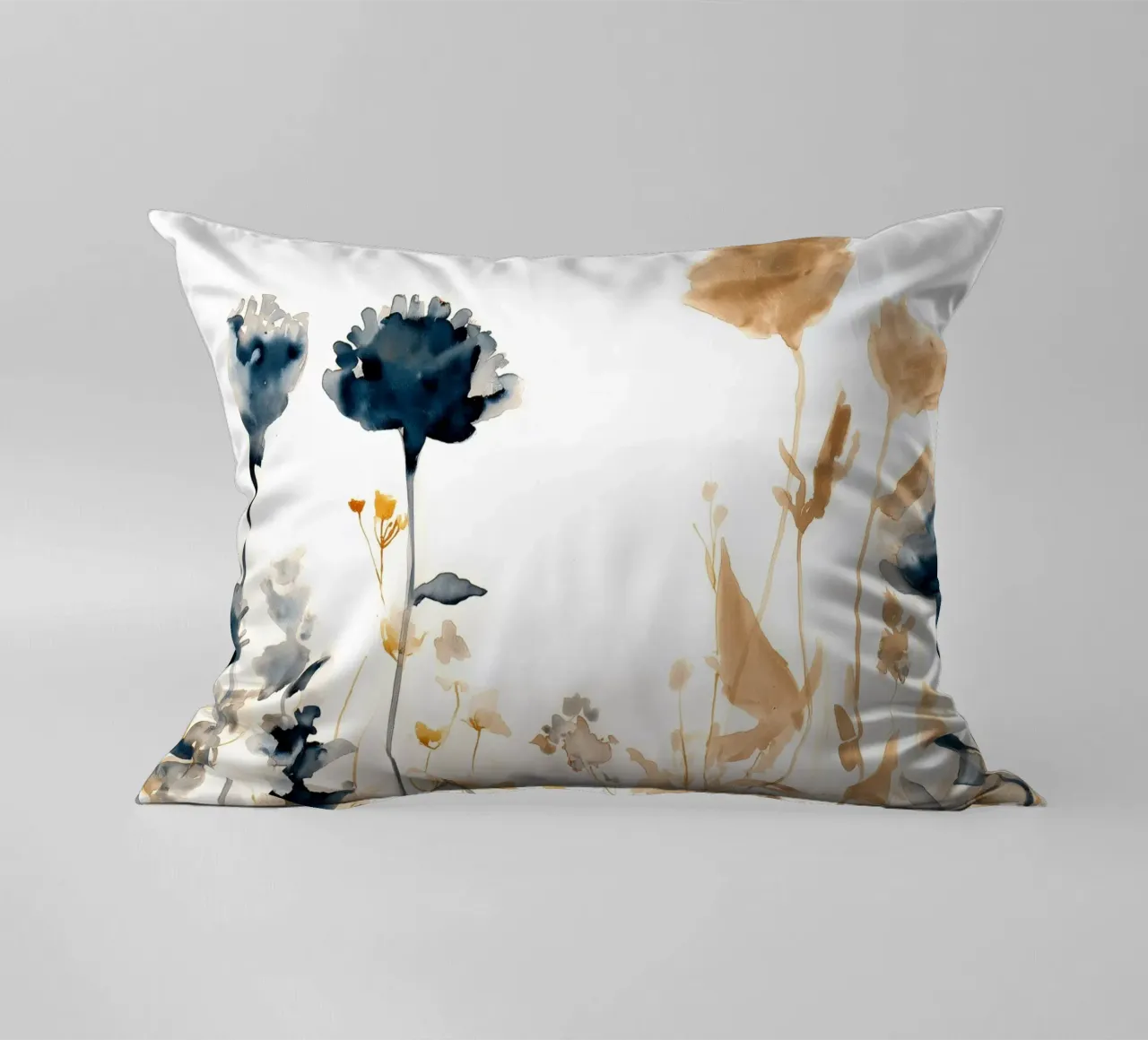 Ottone e indaco cuscino da Sophia Calder Studio