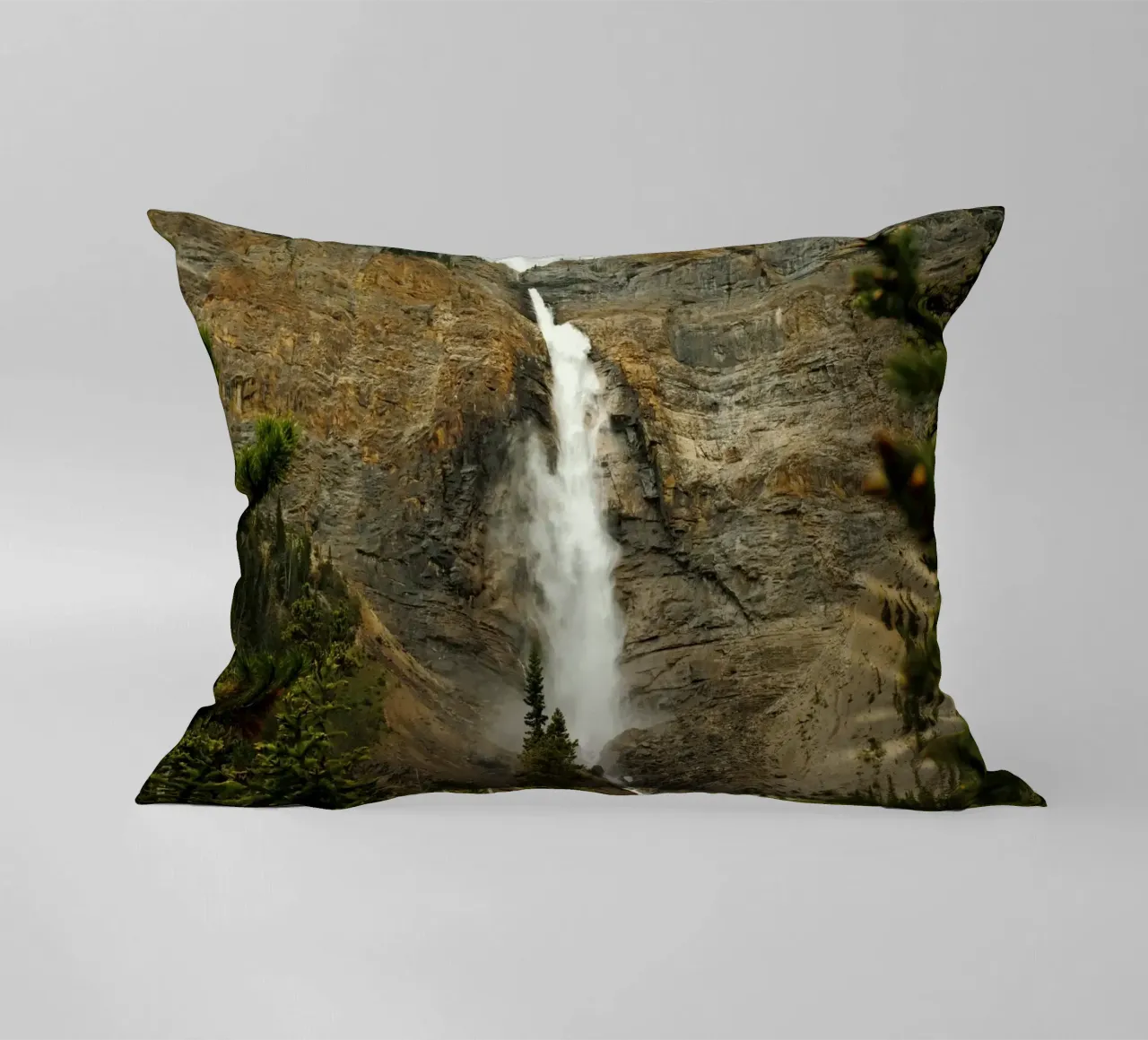 cascading flowing water cuscino da Horsire
