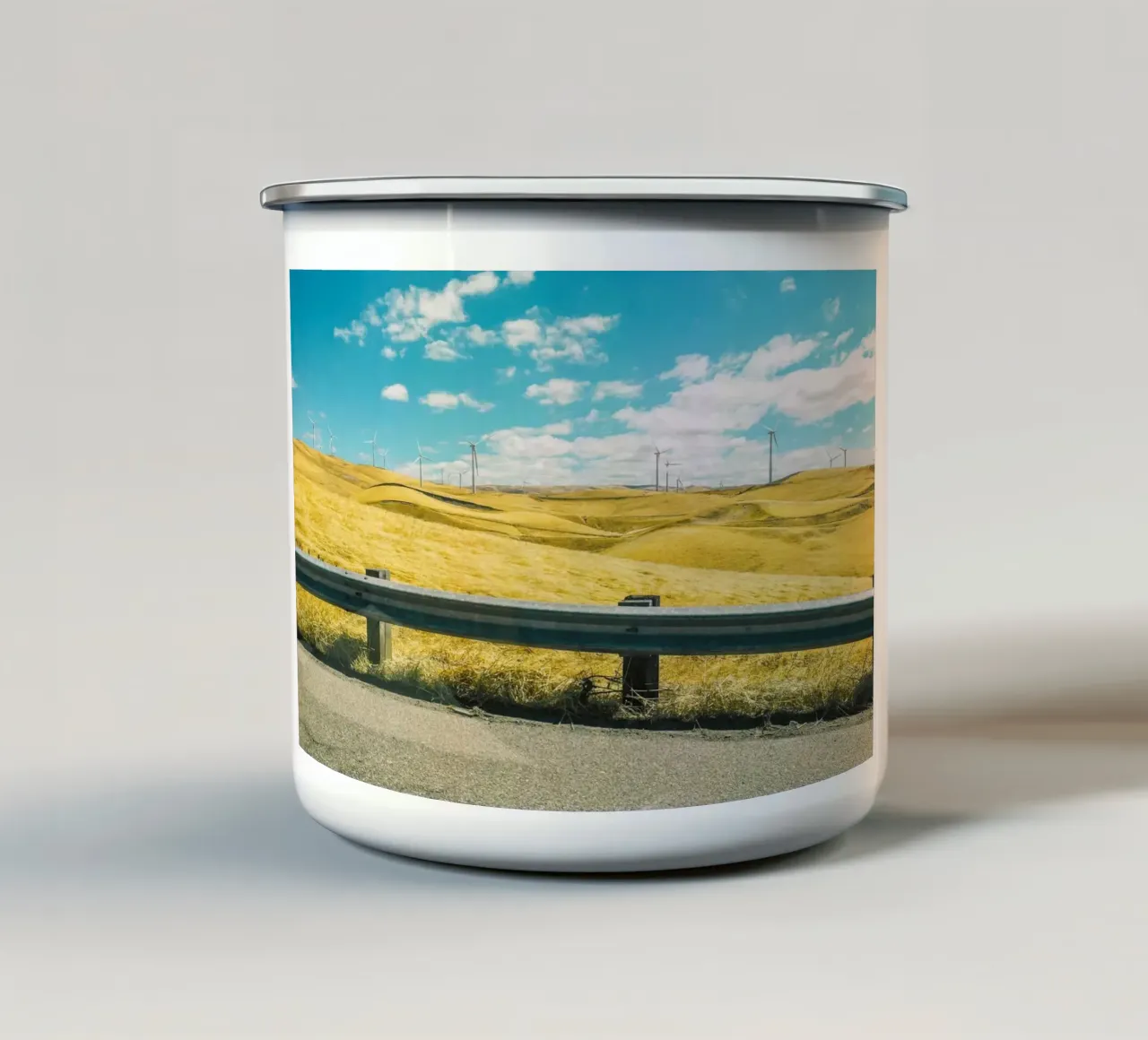 grassy hills electricity tazza in smalto da Horsire