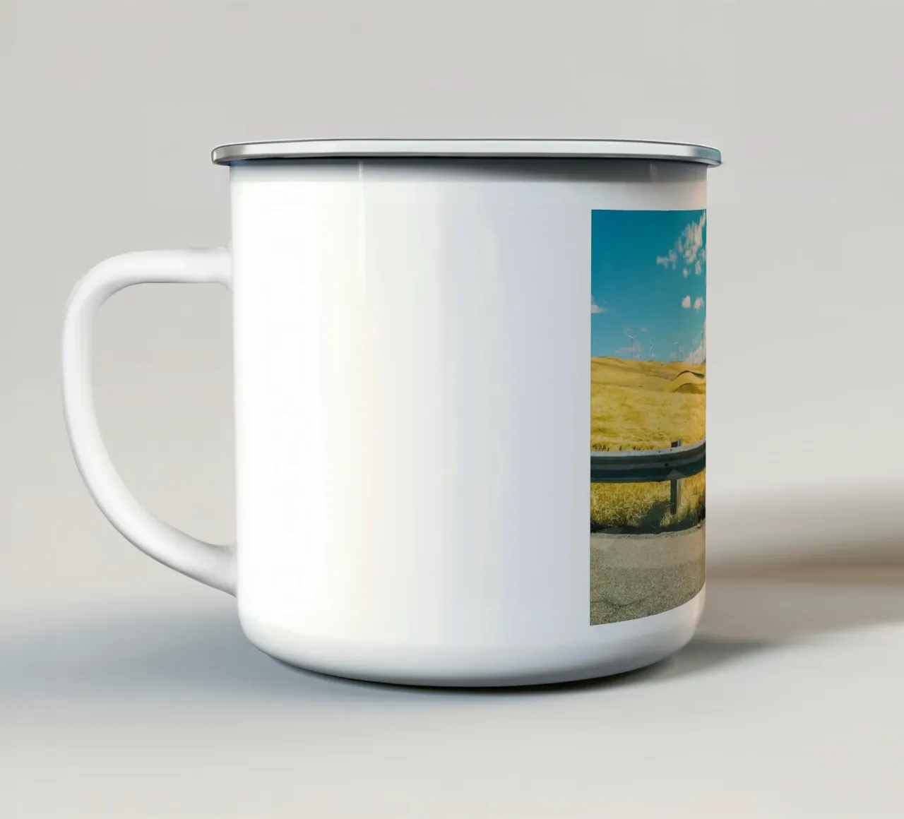 grassy hills electricity tazza in smalto da Horsire