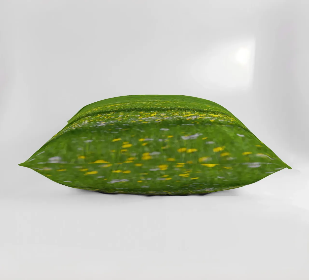 breeze outdoors decorative cushion by Horsire