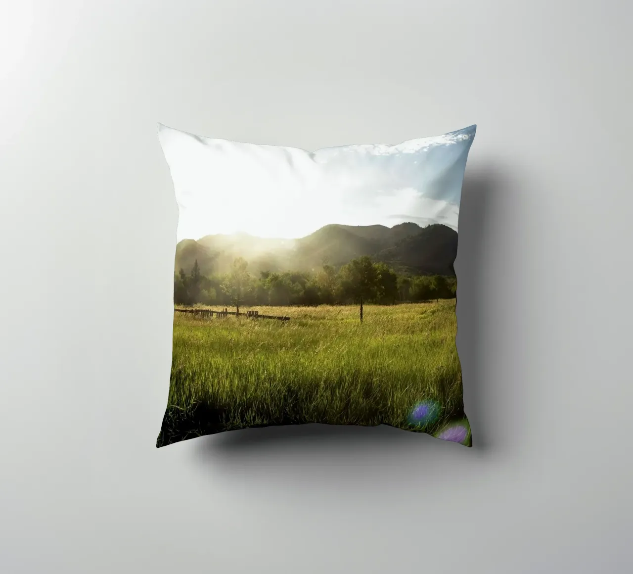 daytime meadow nature scene cuscino da cofa home