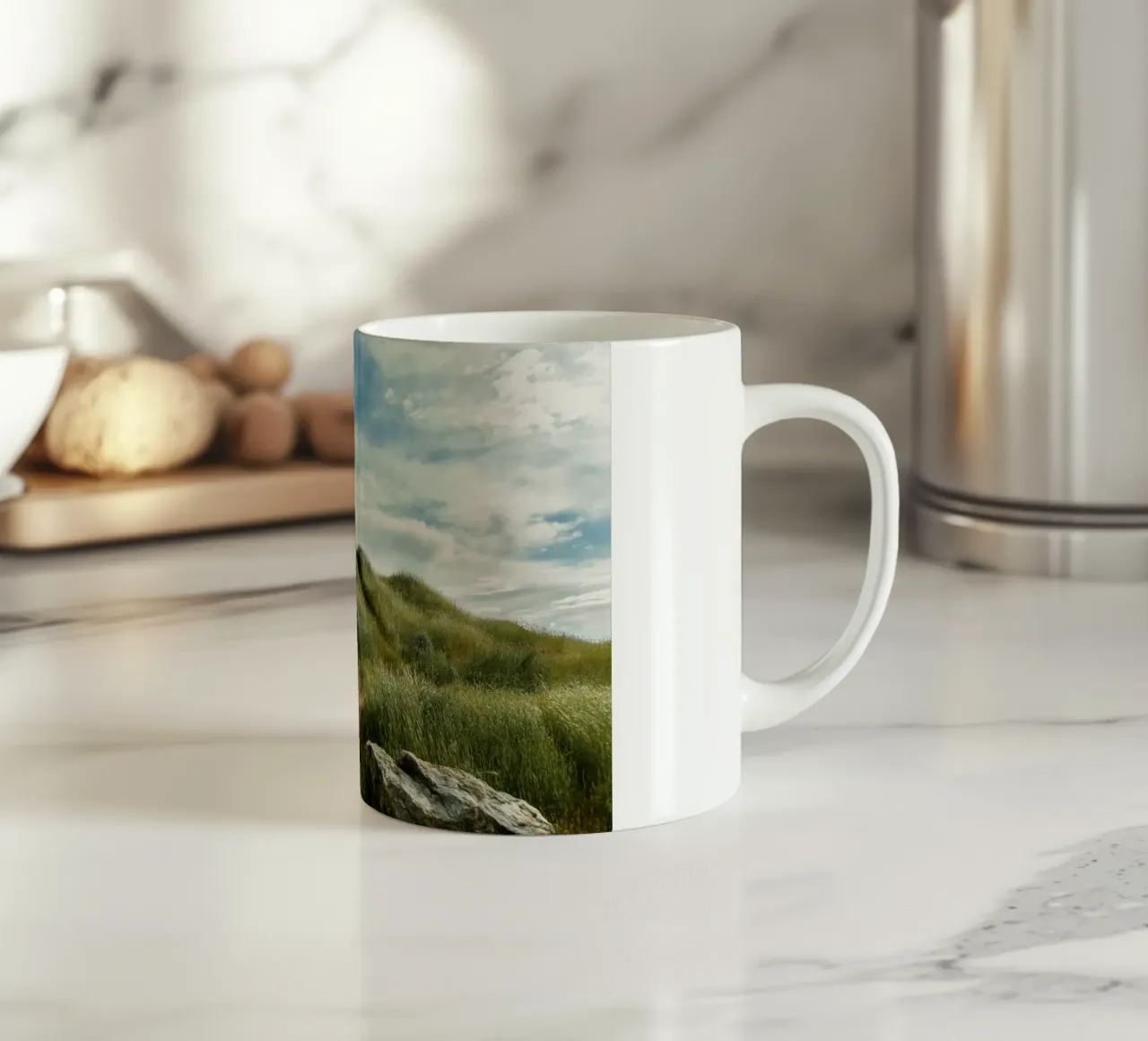 hiking path meadow field tazza in ceramica da animal story home