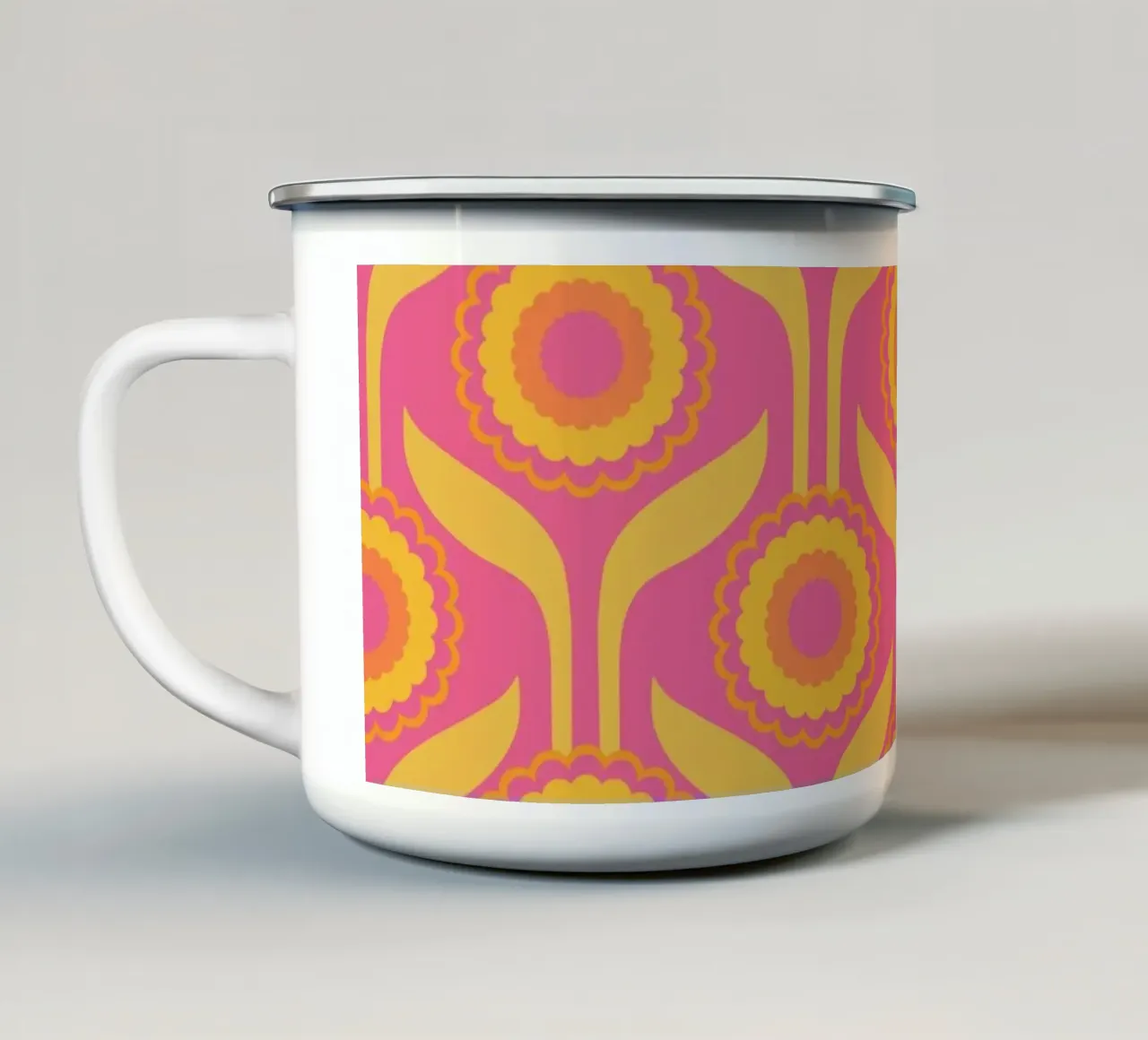 Bloomscape rosa Seventies Flower Power Boho tazza in smalto da Andrea Haase Modern Home