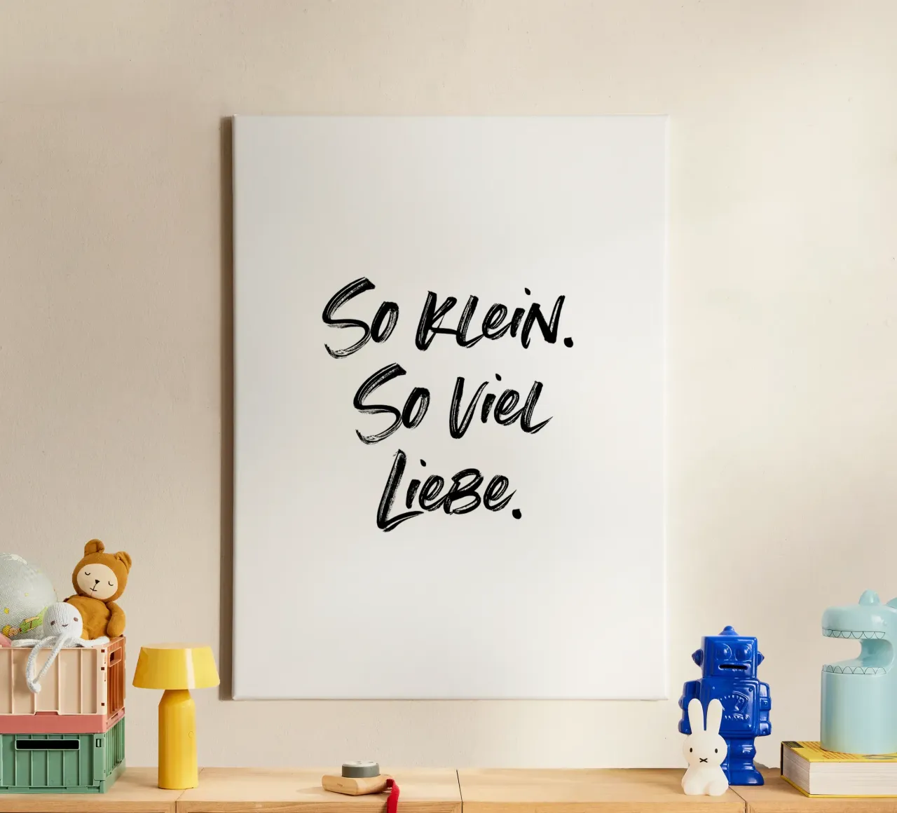 So klein. So viel Liebe. | minimalistic design tela da just typo