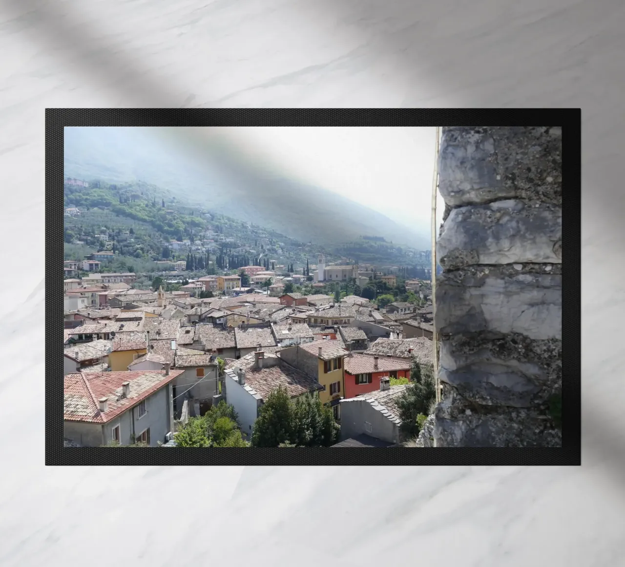 Vue sur Malcesine (Lac de Garde) paillasson de Alexandra Joseph Fotomomente