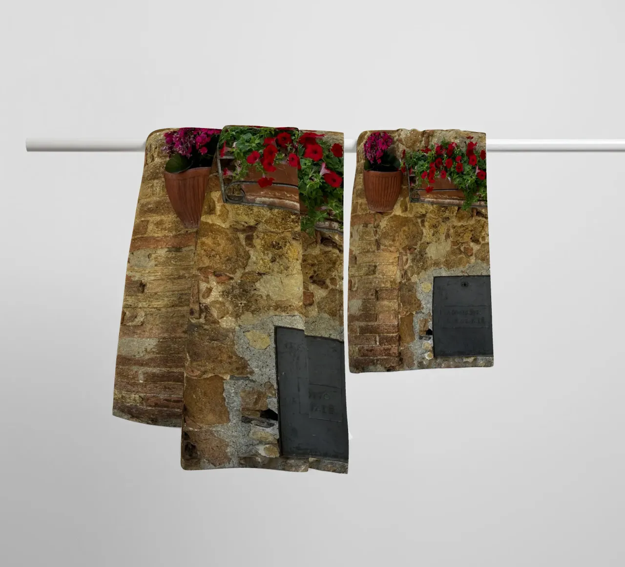 Easy Live asciugamano da bagno da ChiasMata CozMos