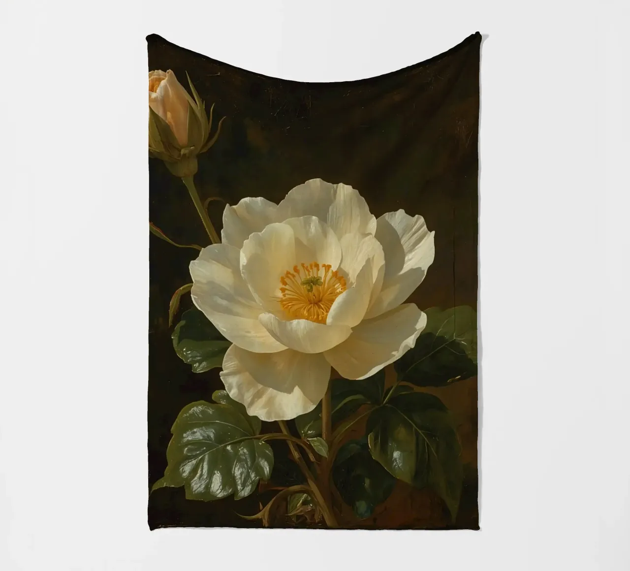 Raffigurazione dettagliata di un fiore bianco e di un bocciolo con una rigogliosa coperta in pile da DesignDoodle