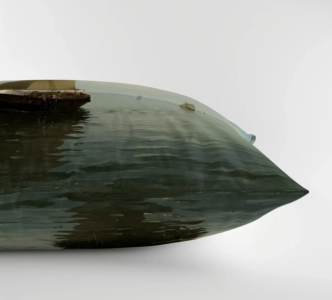 Barche a vela che scivolano su un lago calmo sotto un cielo sereno con cuscino da DesignDoodle
