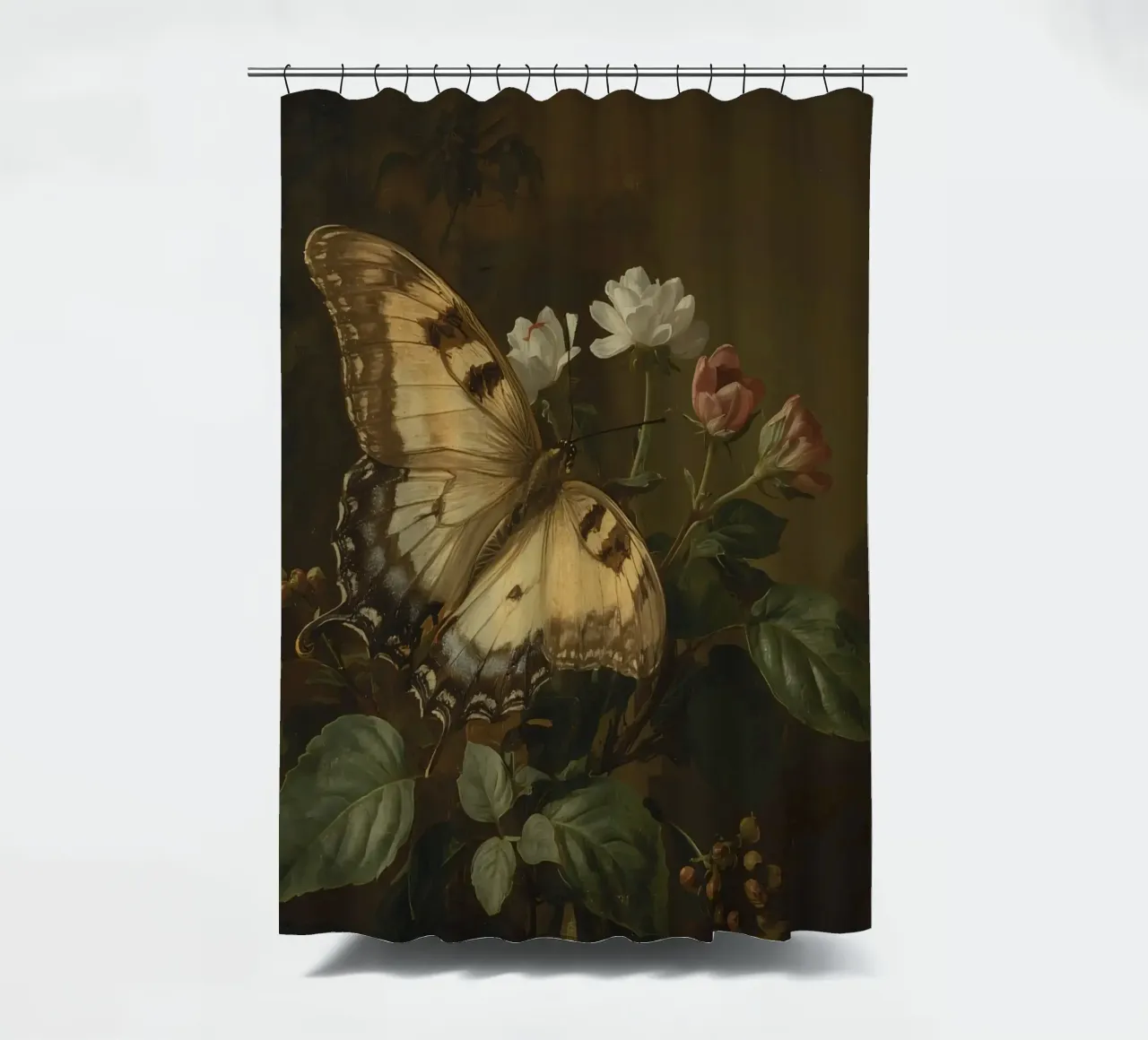 Farfalla appollaiata sui fiori, bellezza primaverile e delicata tenda da doccia da DesignDoodle