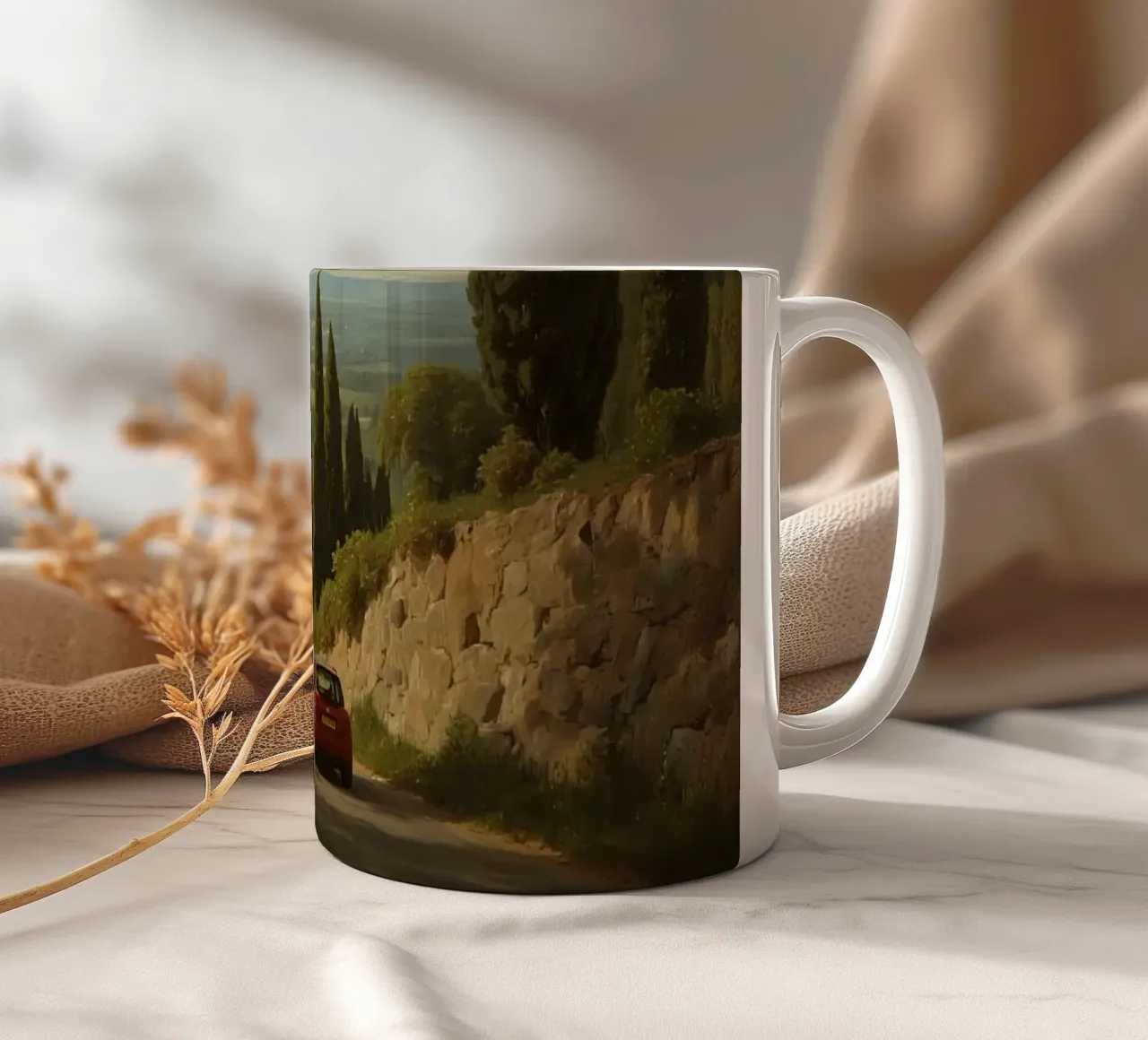 Superbe vue de la campagne avec une voiture roulant le long d'une route sinueuse. mug en céramique de DesignDoodle