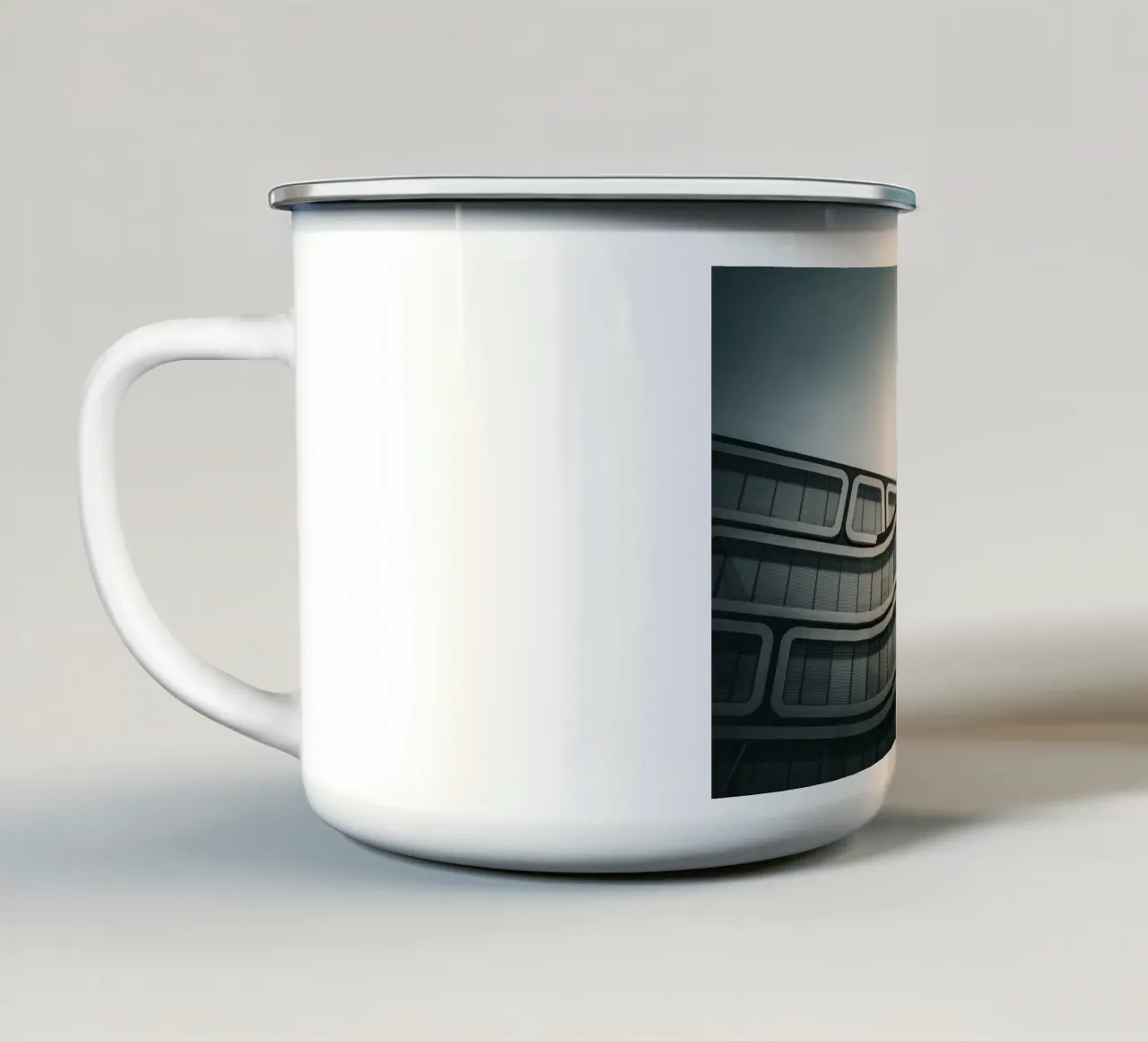 Wave tazza in smalto da Flo Klein