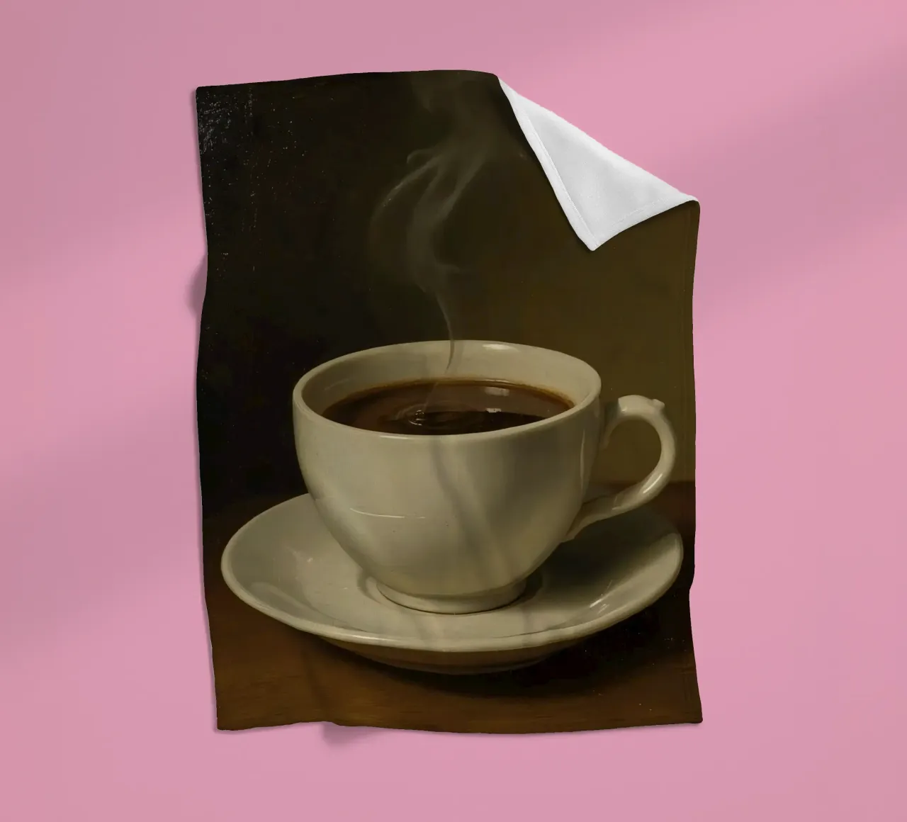 Tazza da caffè con vapore appoggiata su un piattino in un ambiente caldo coperta in pile da DesignDoodle
