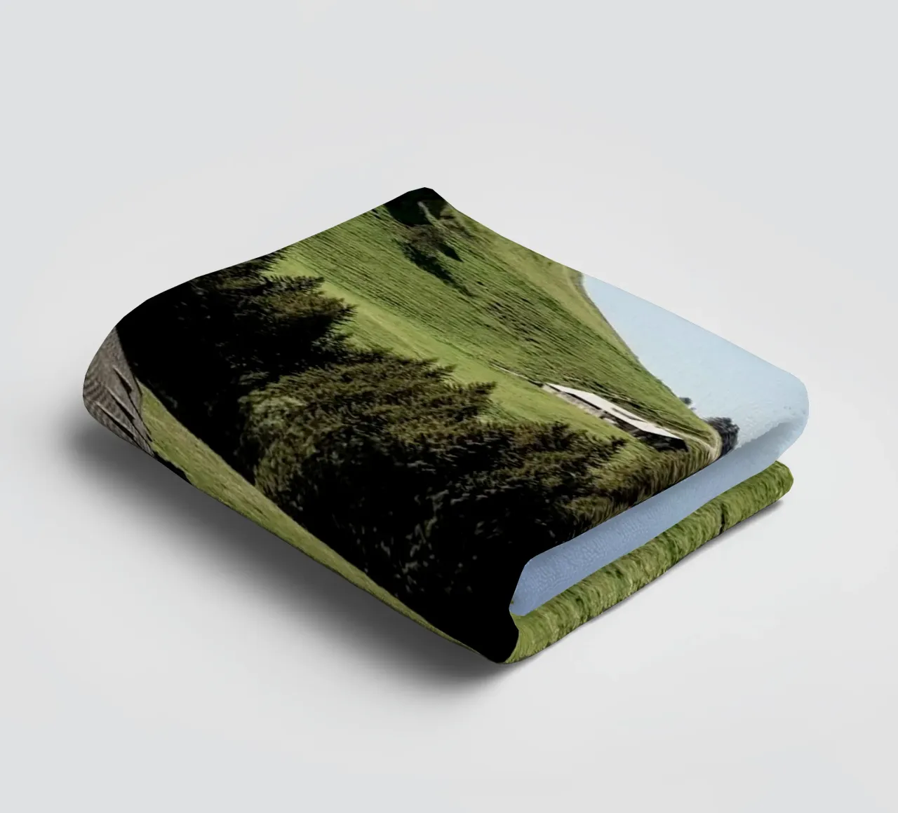 pasture meadow woodland towel by Histrol