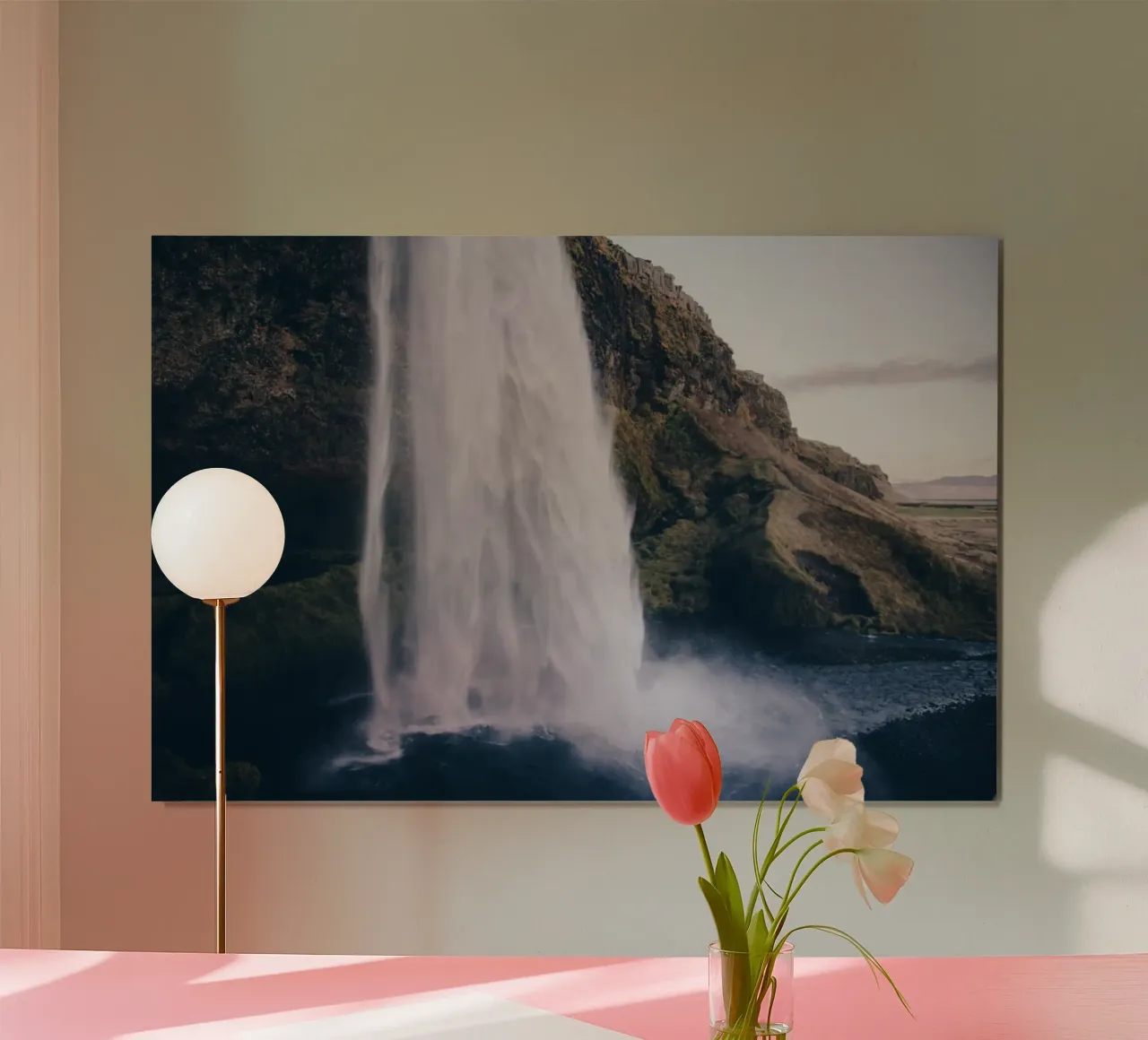Cascate nordiche poster con telaio in alluminio da Wanderlust Vibes