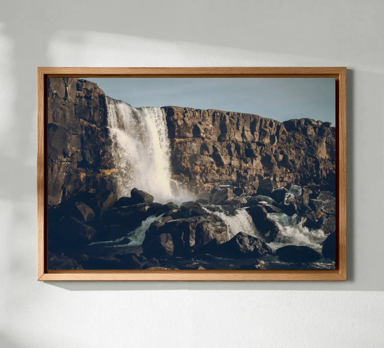 Cascate nordiche tela con Cornice a cassetta da Wanderlust Vibes